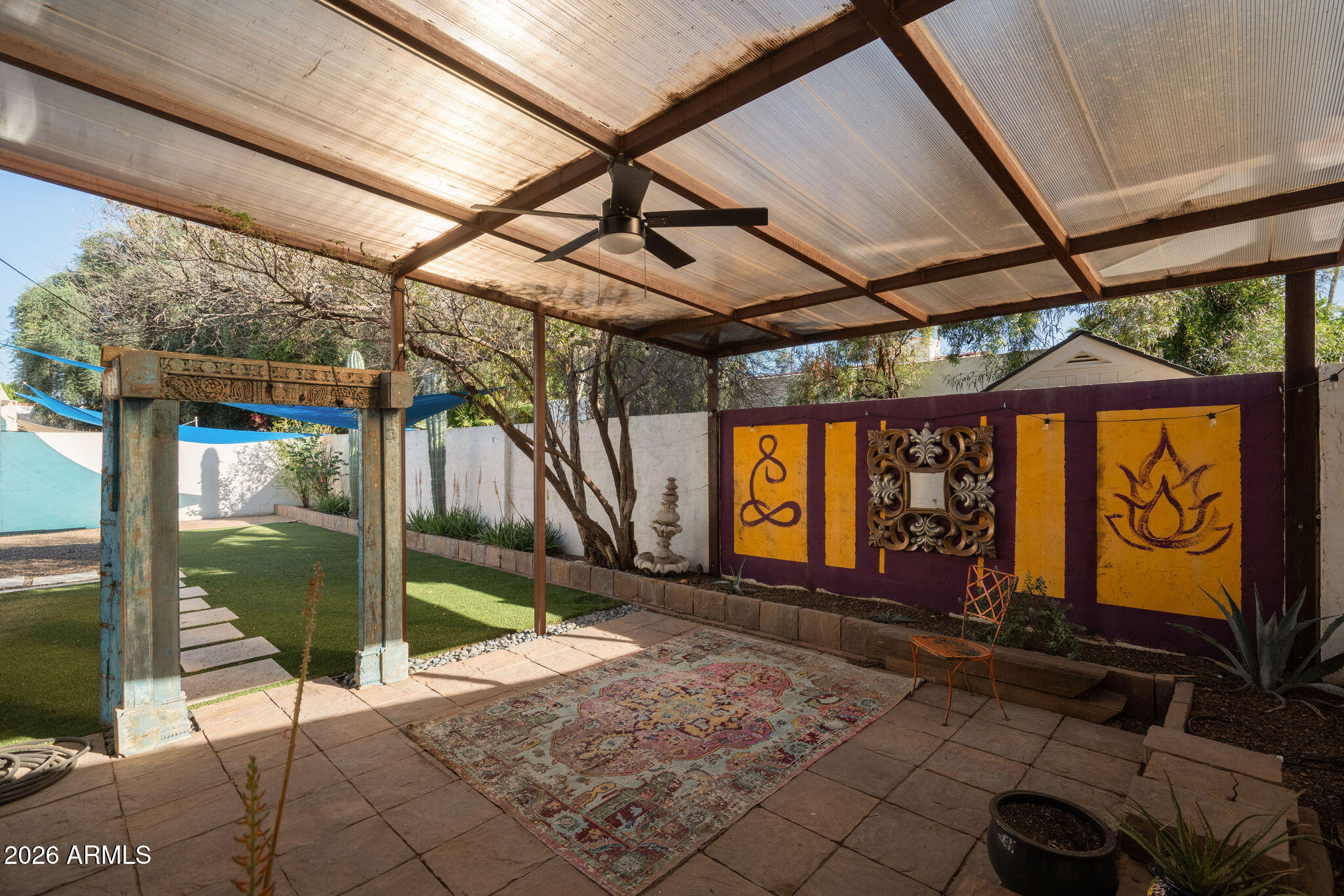 3015 E WELDON Avenue