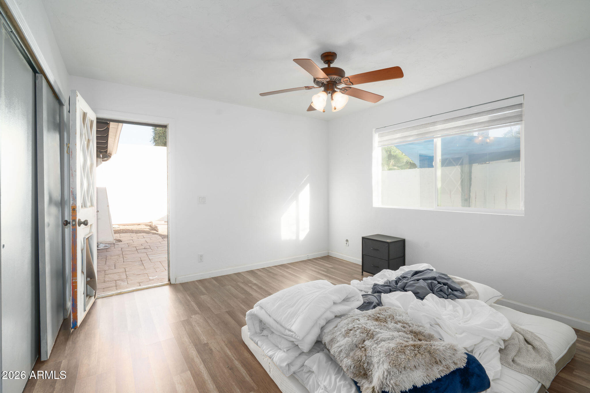 3015 E WELDON Avenue