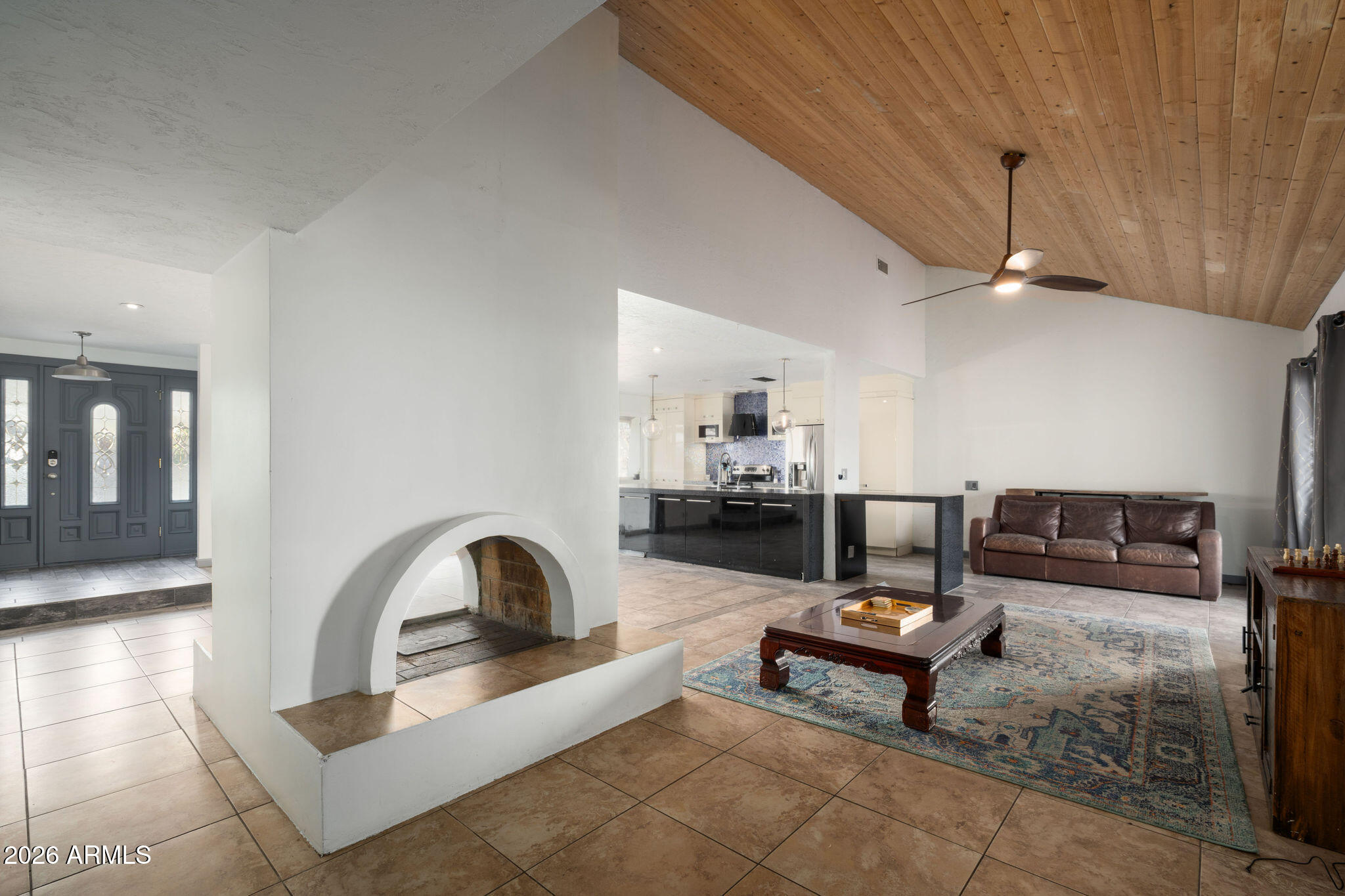 3015 E WELDON Avenue