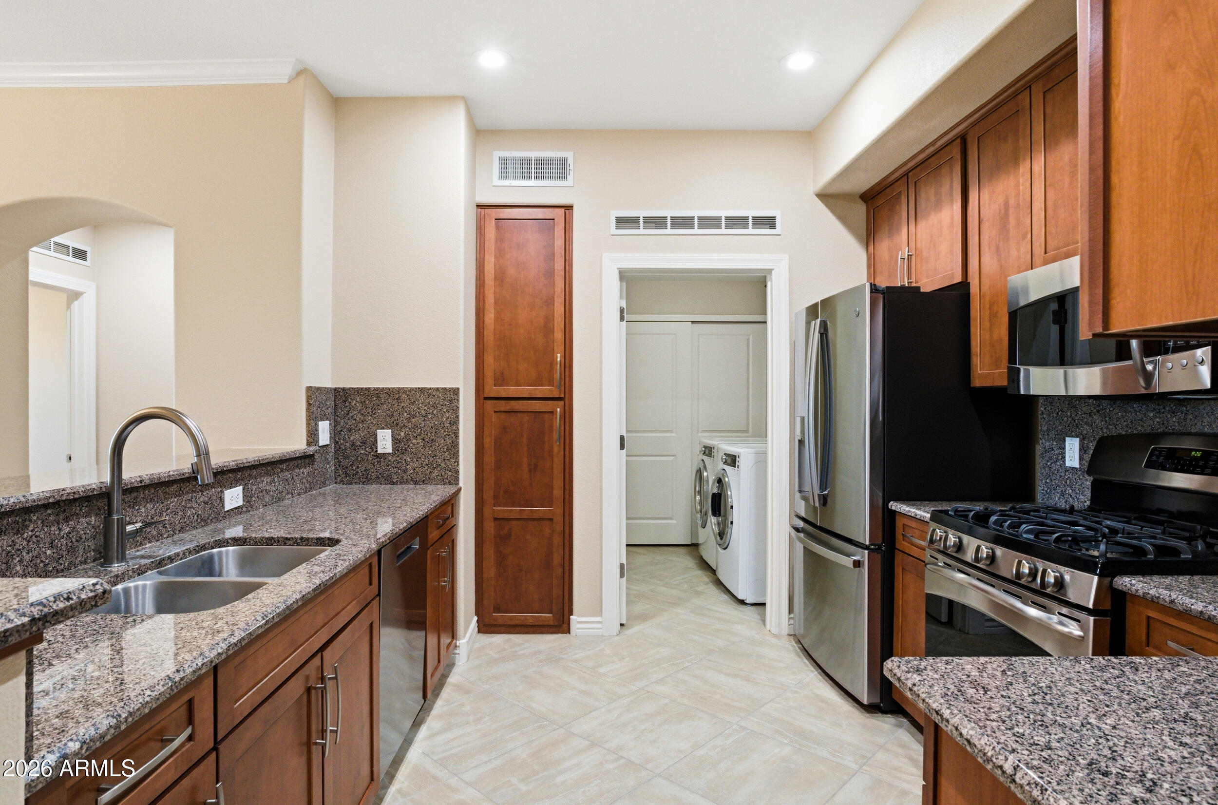 7601 E INDIAN BEND Road 1044