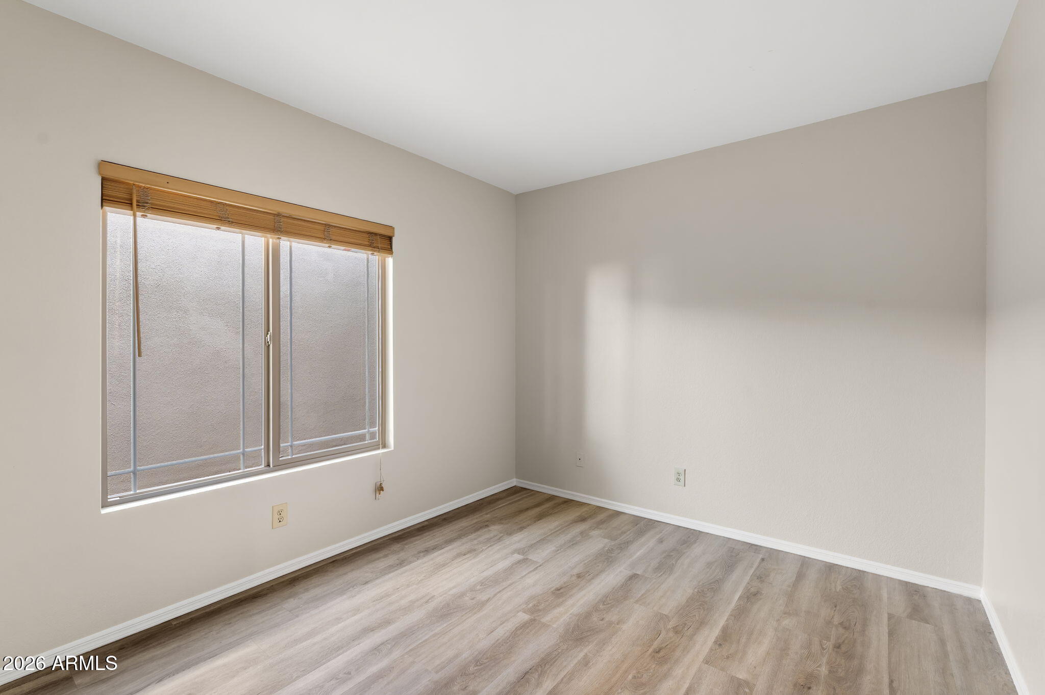 8841 E MEADOW HILL Drive