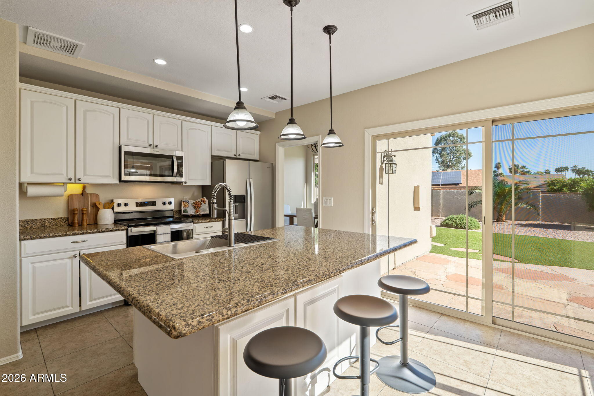 8841 E MEADOW HILL Drive