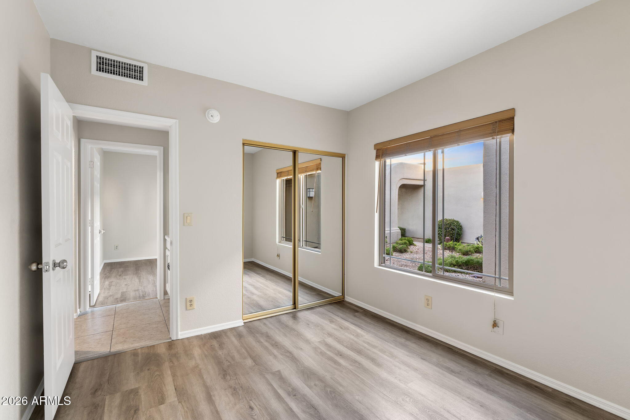 8841 E MEADOW HILL Drive