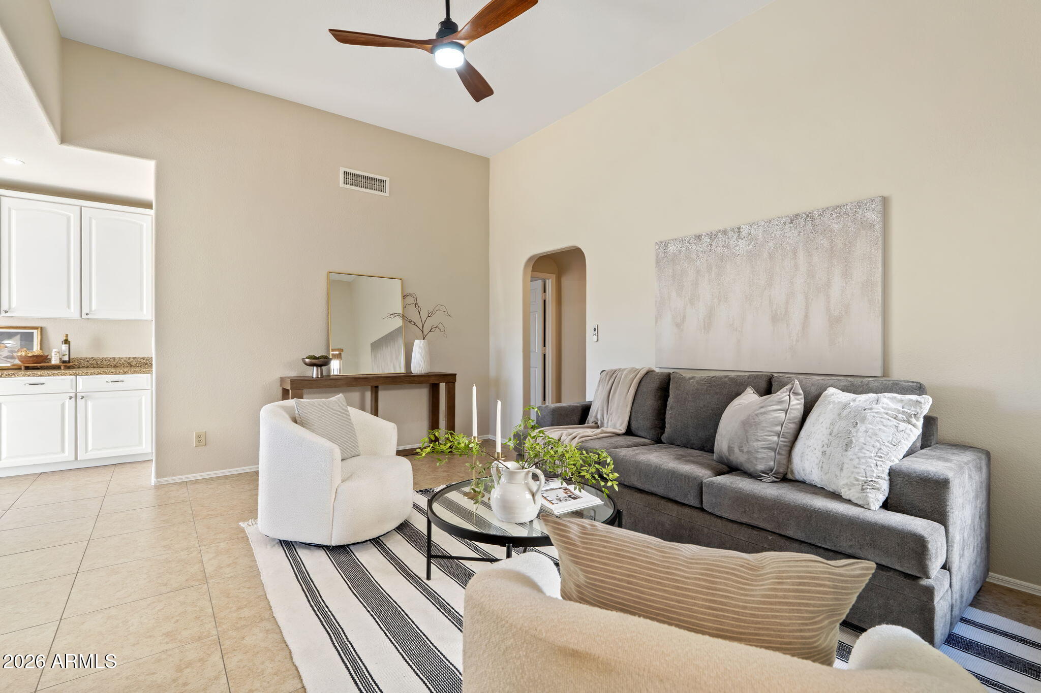 8841 E MEADOW HILL Drive