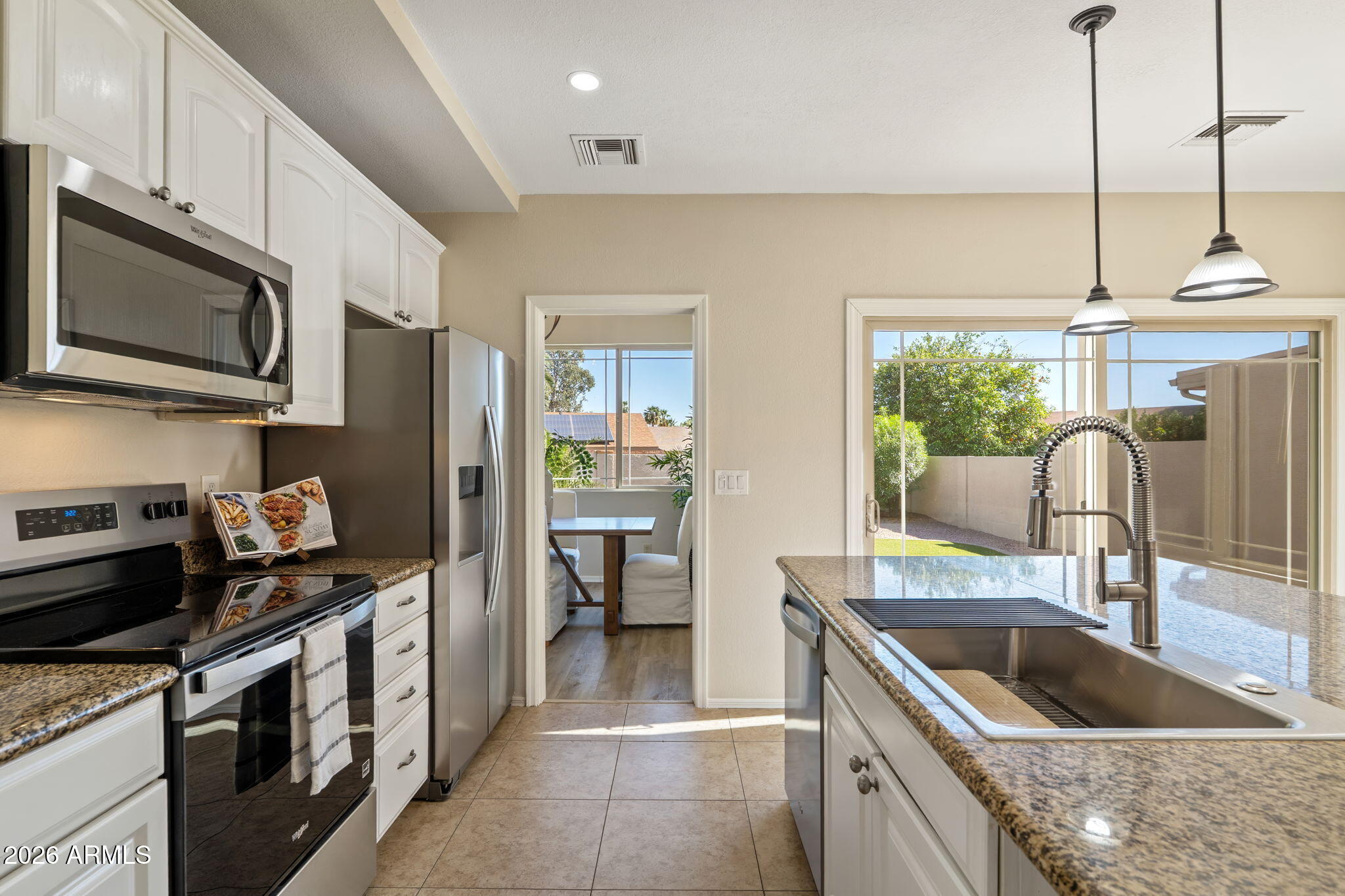 8841 E MEADOW HILL Drive