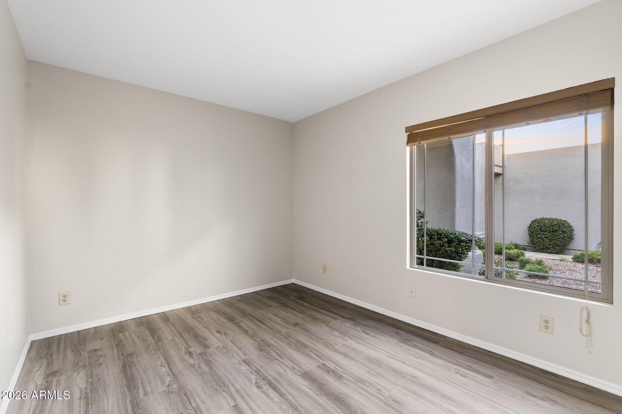 8841 E MEADOW HILL Drive