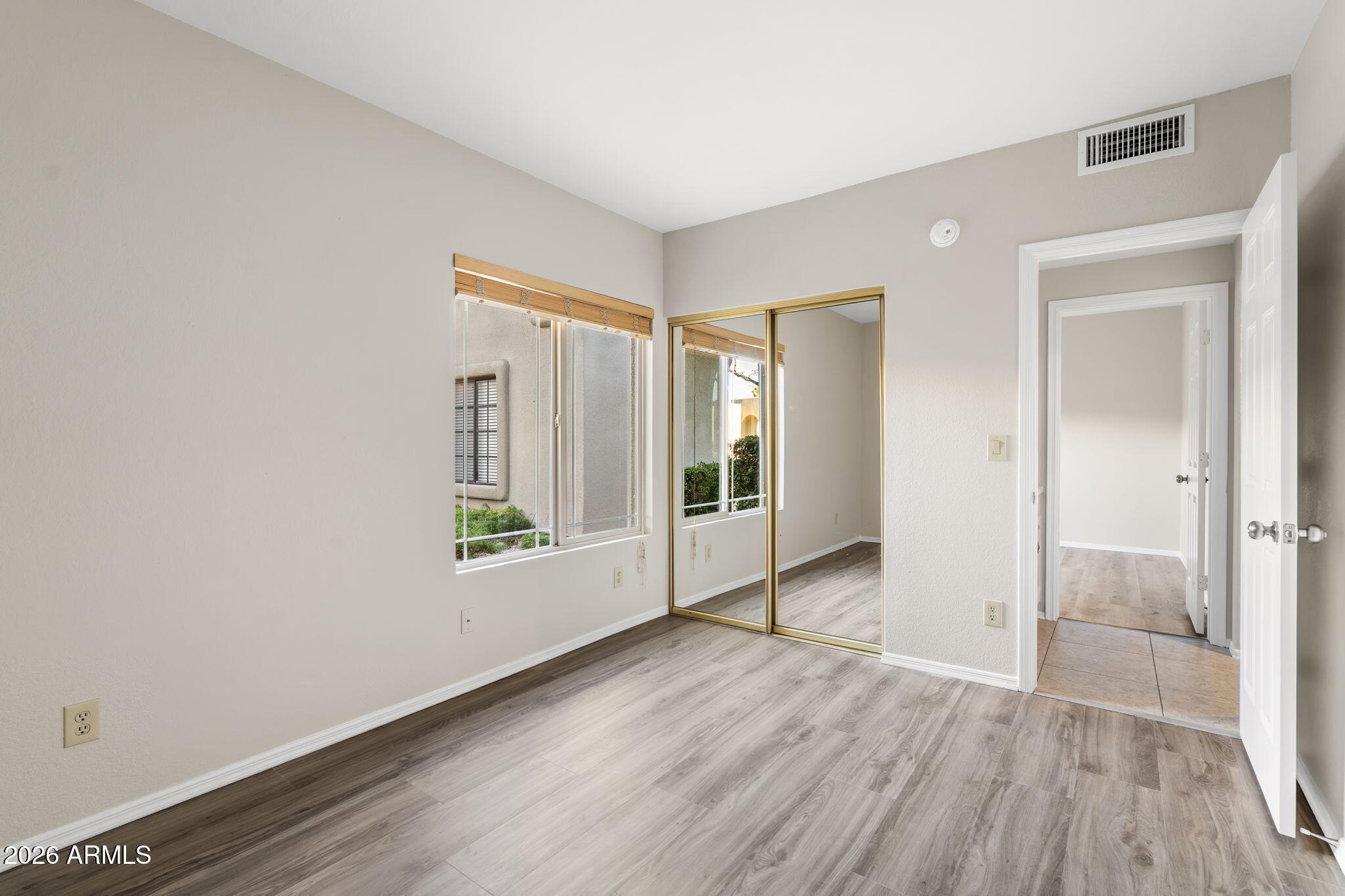 8841 E MEADOW HILL Drive