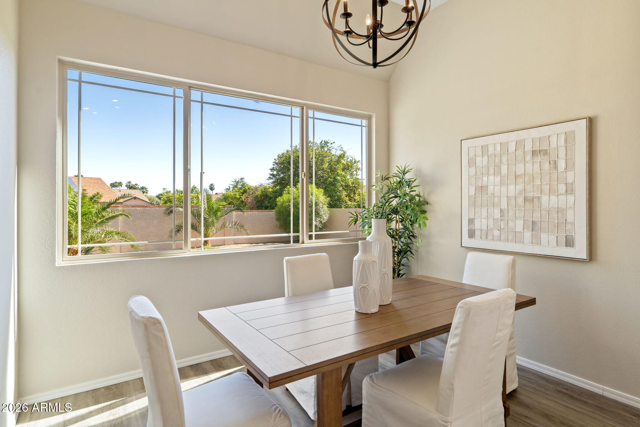 8841 E MEADOW HILL Drive