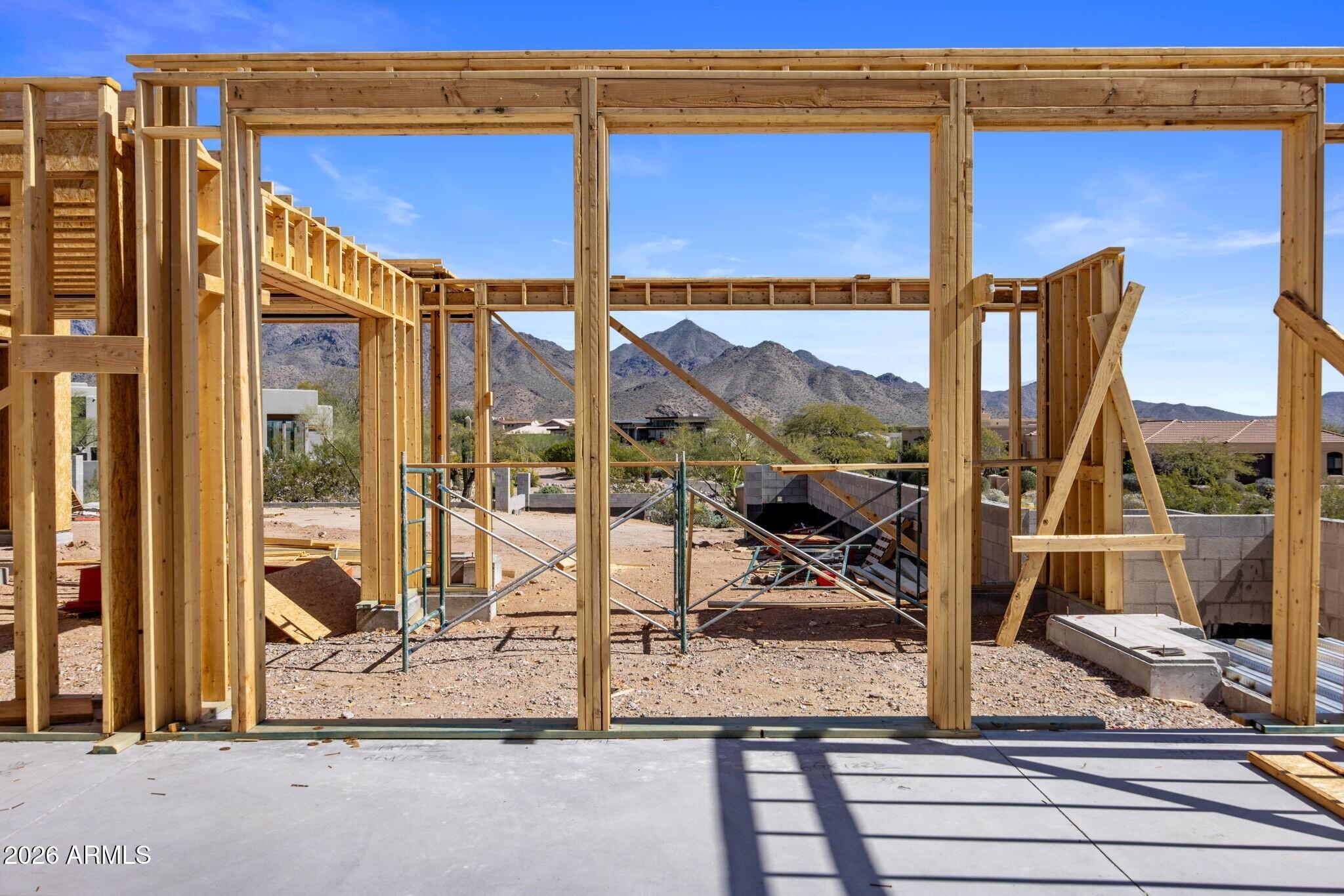 9402 E Diamond Rim Drive