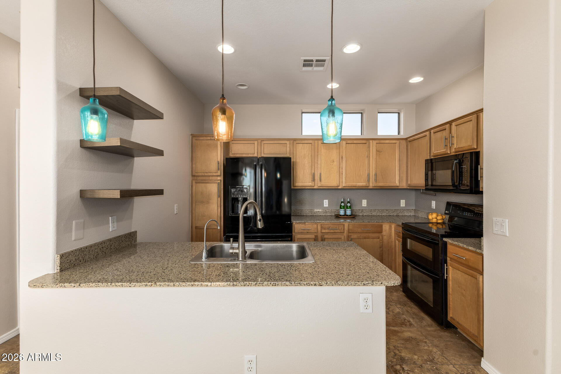 123 N WASHINGTON Street 14