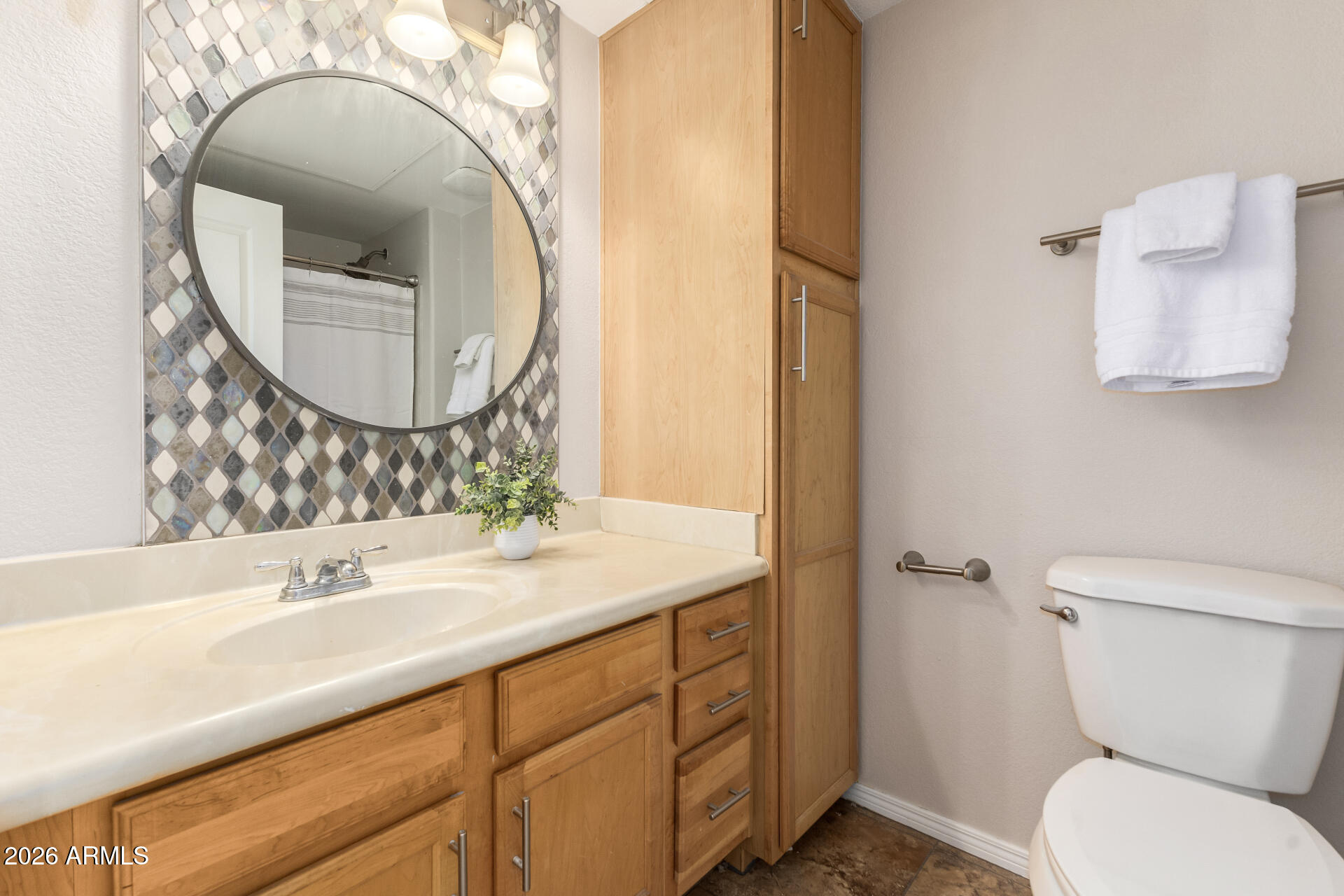 123 N WASHINGTON Street 14