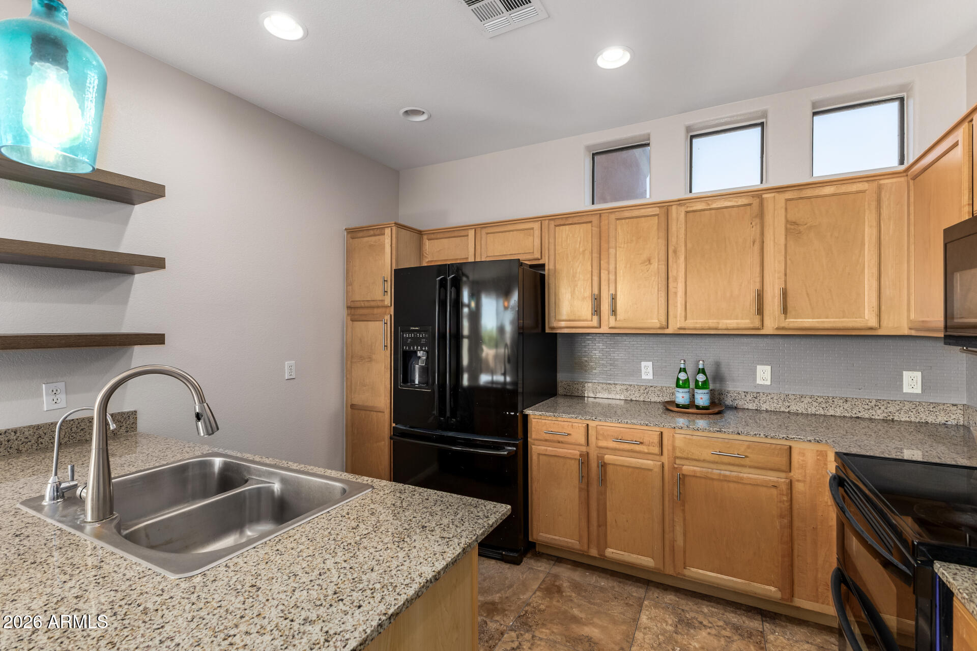 123 N WASHINGTON Street 14