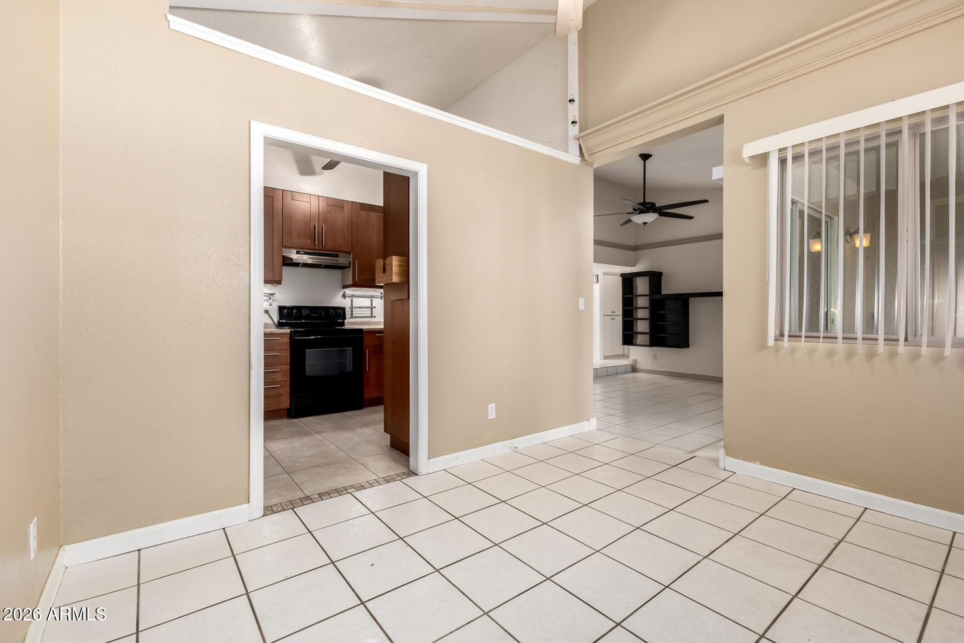 911 S HACIENDA Drive