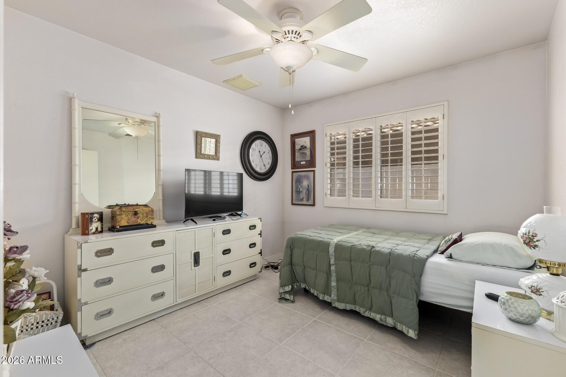 8432 W CHARTER OAK Road