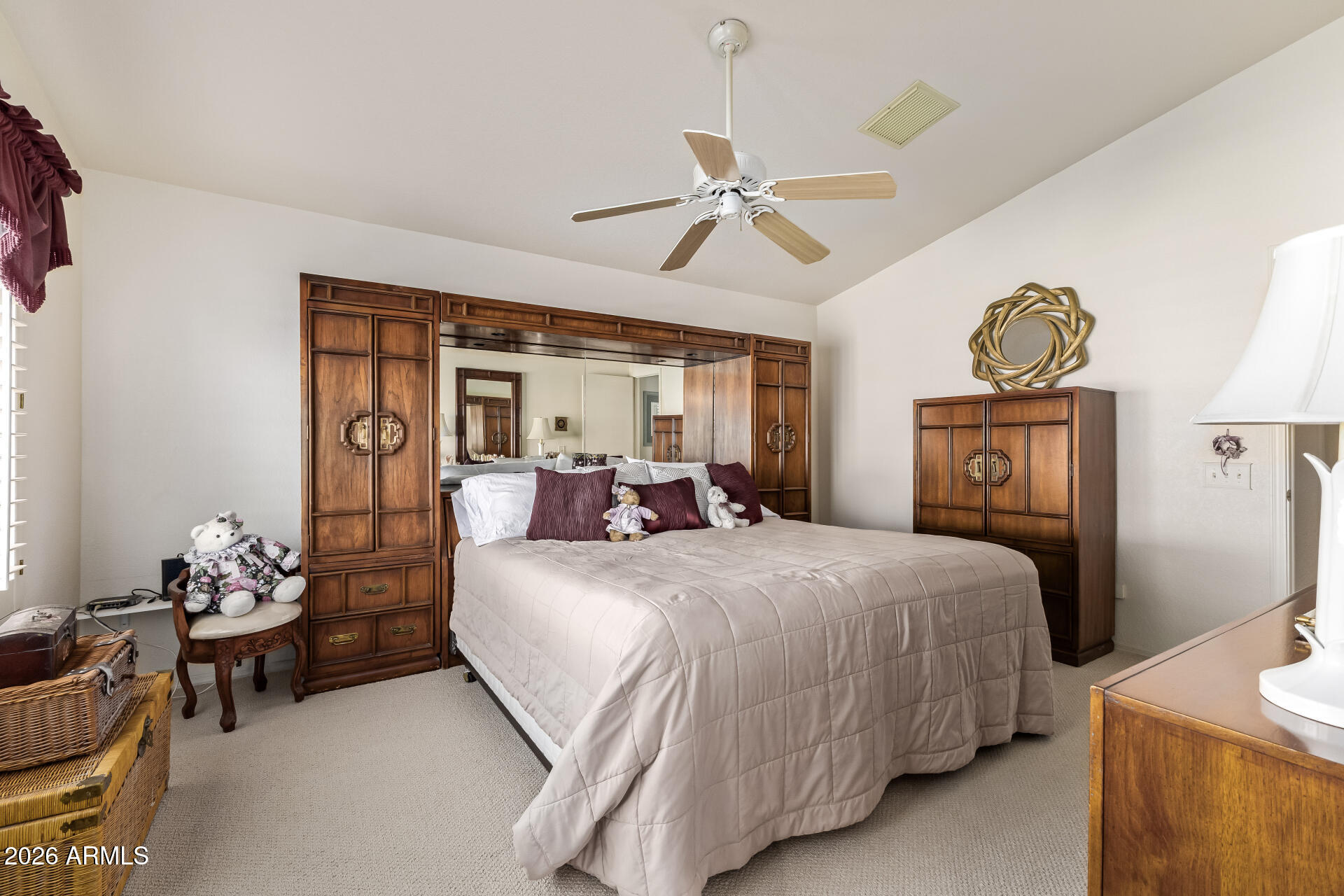 8432 W CHARTER OAK Road