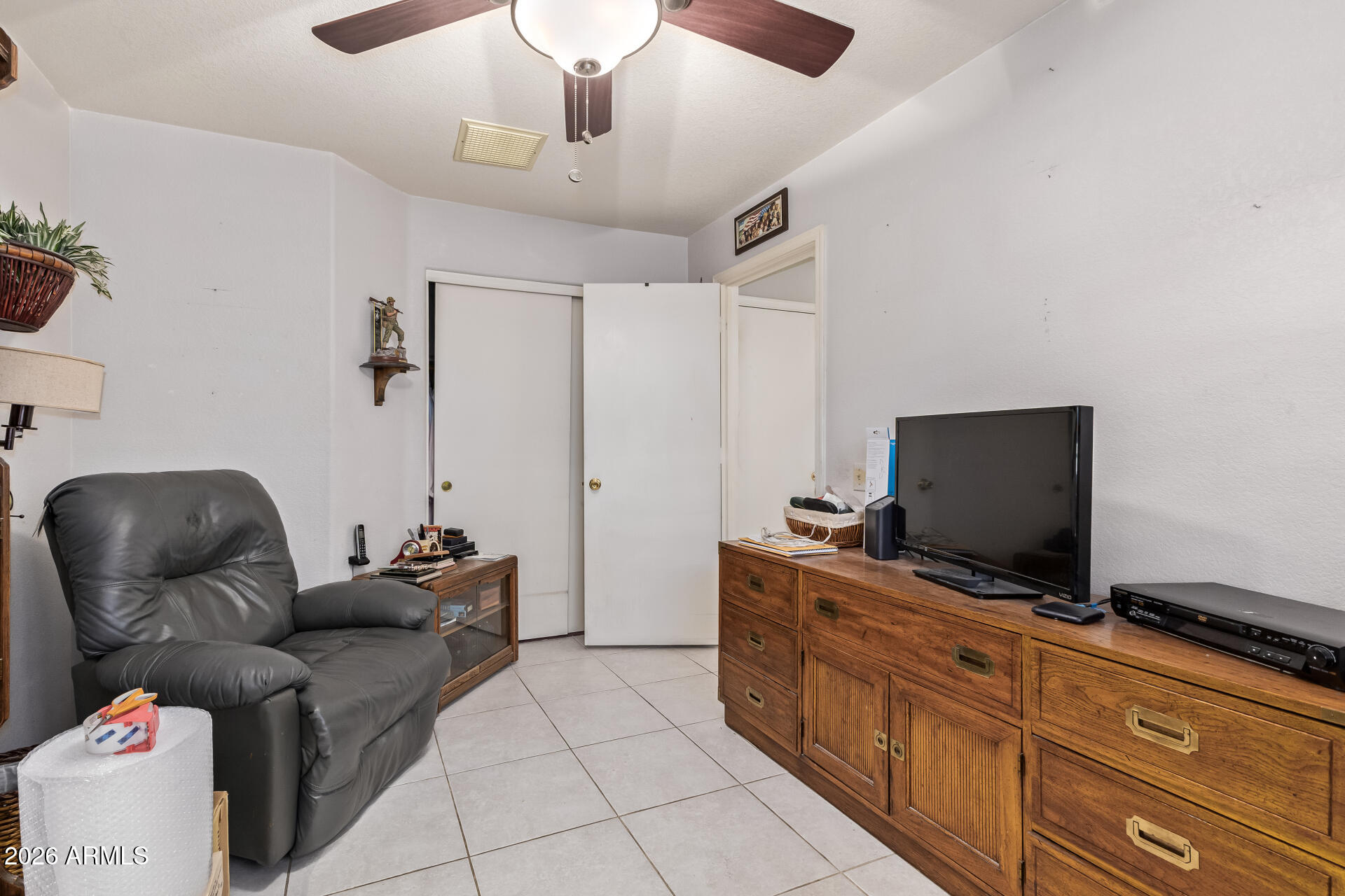 8432 W CHARTER OAK Road