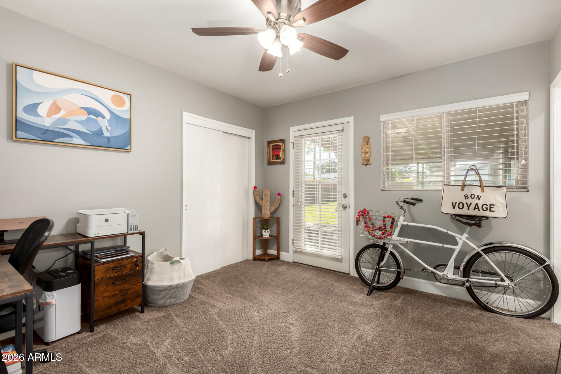 4101 E EDGEMONT Avenue