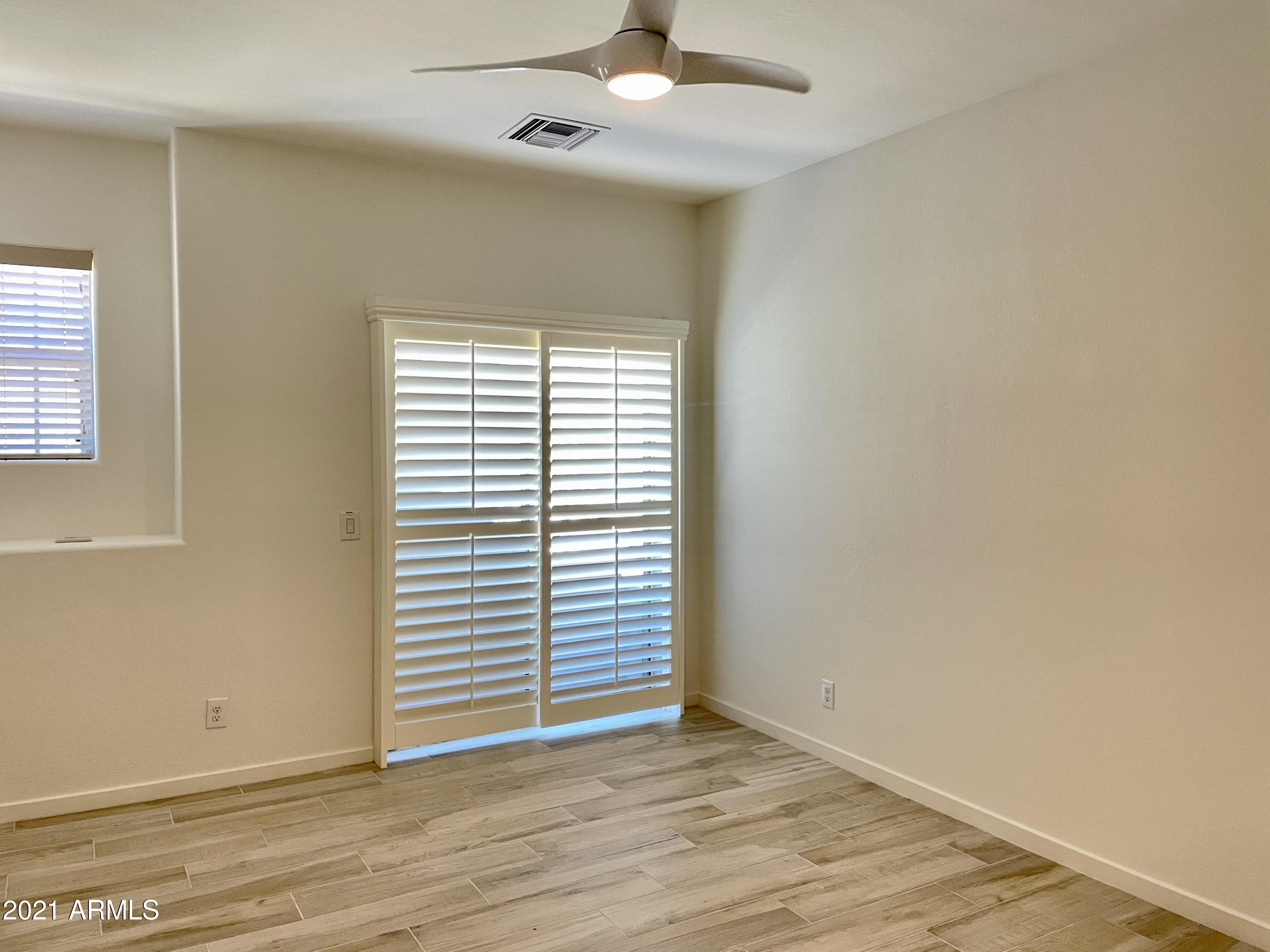 3935 E ROUGH RIDER Road 1345