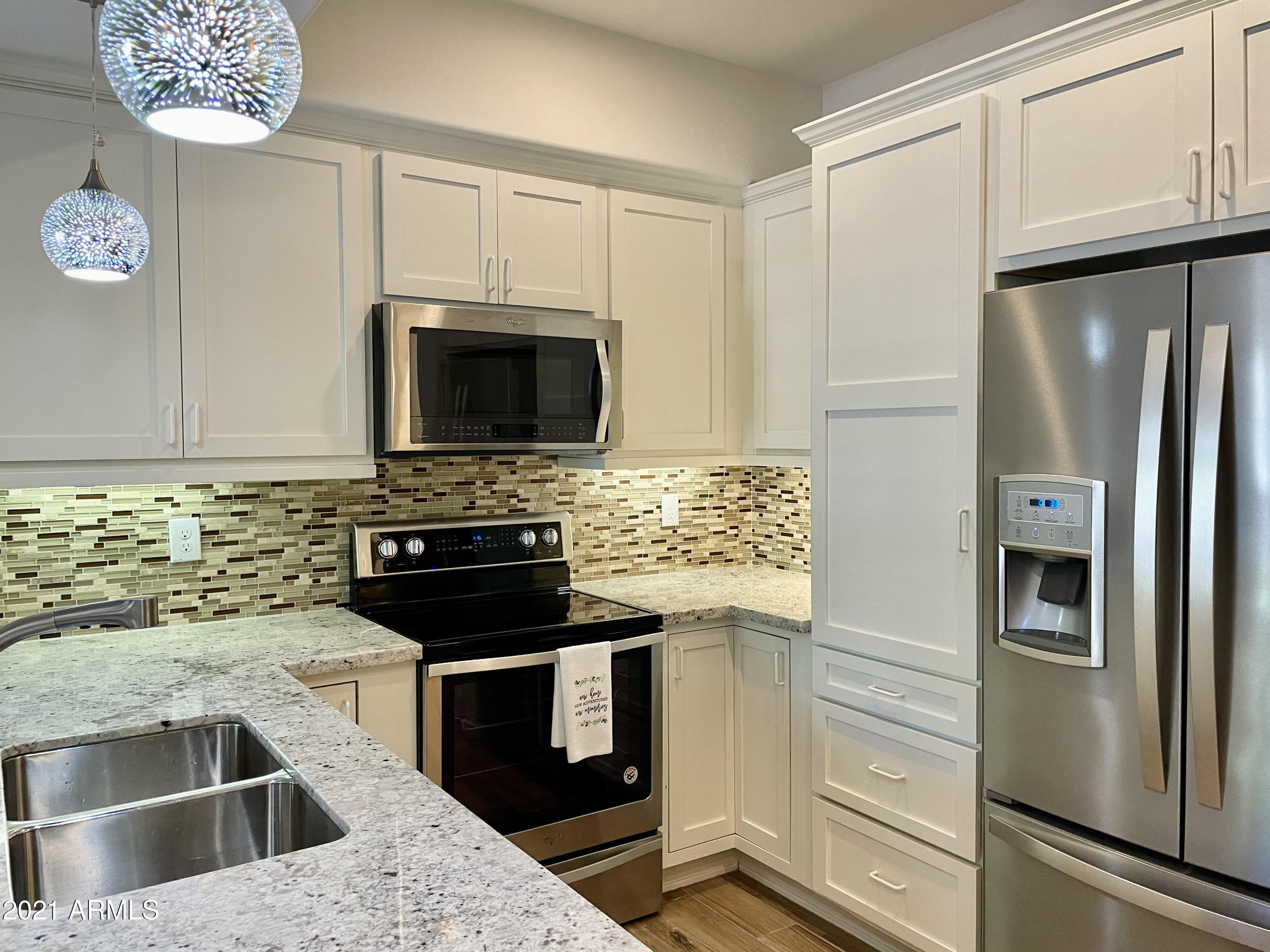 3935 E ROUGH RIDER Road 1345