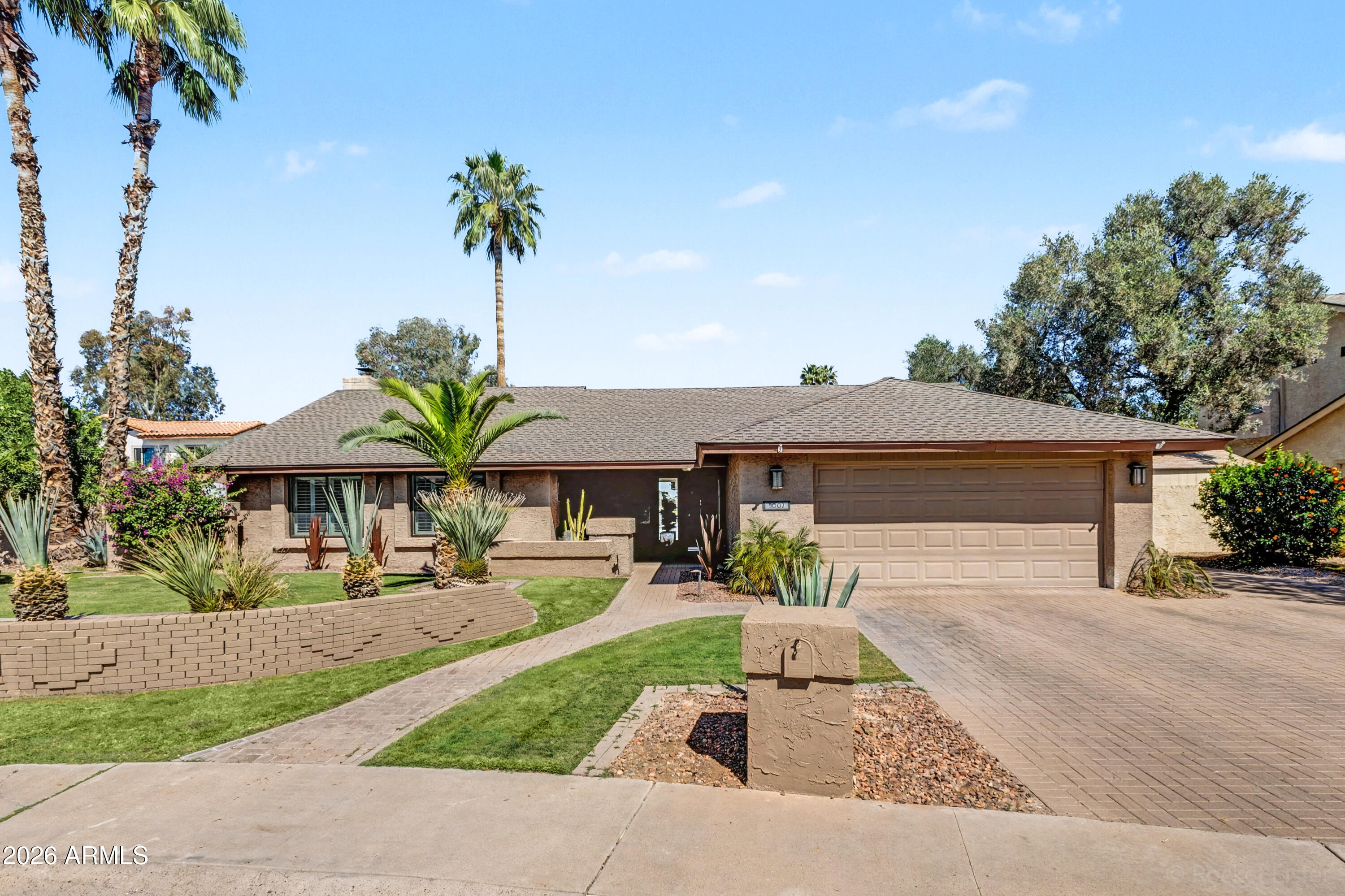 5002 E LE MARCHE Avenue