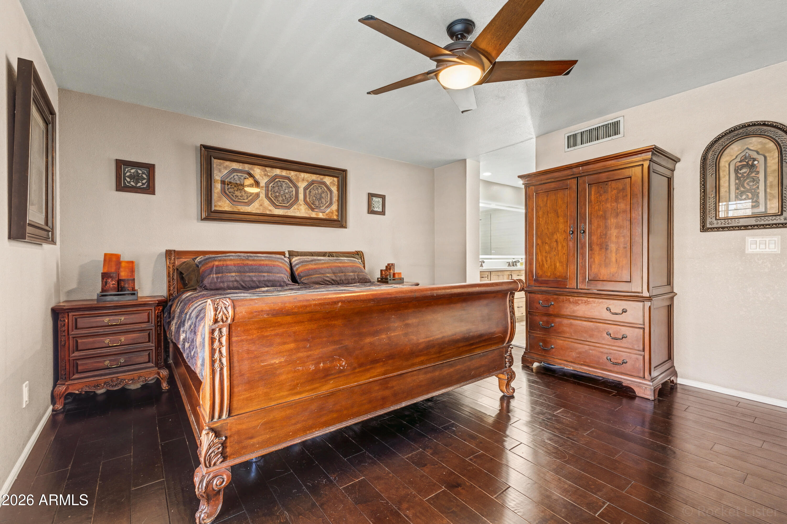 5002 E LE MARCHE Avenue