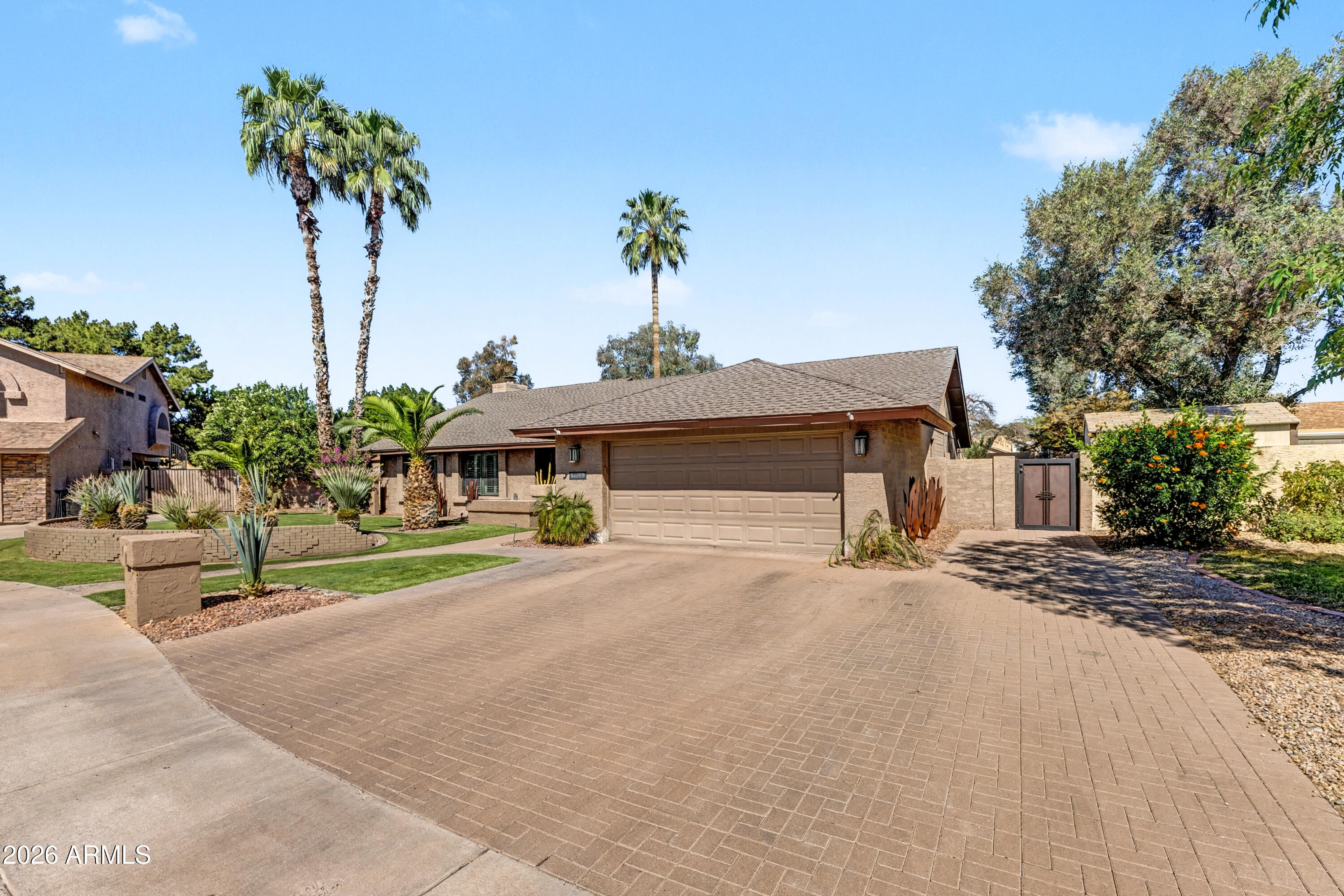 5002 E LE MARCHE Avenue