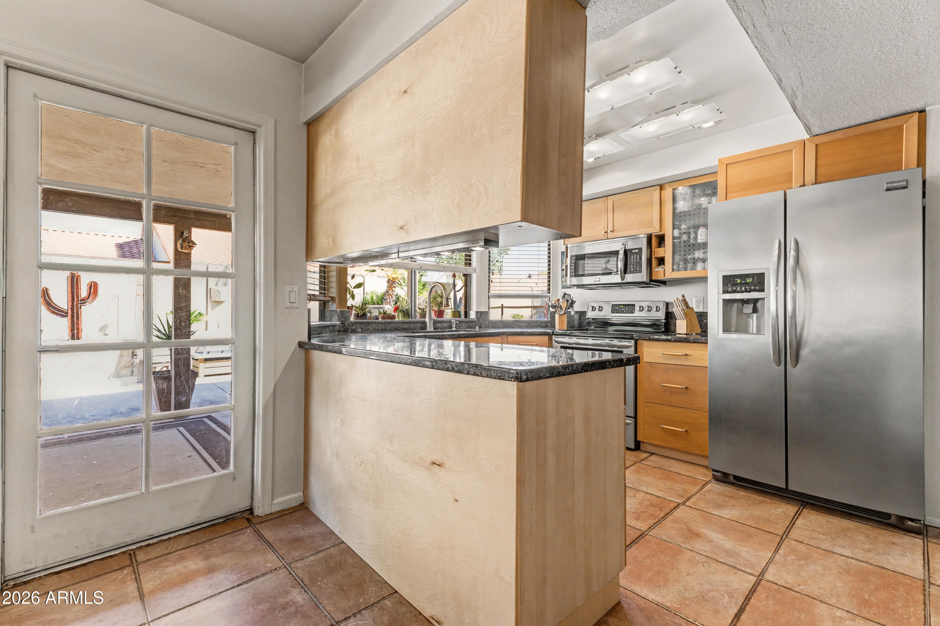 5002 E LE MARCHE Avenue