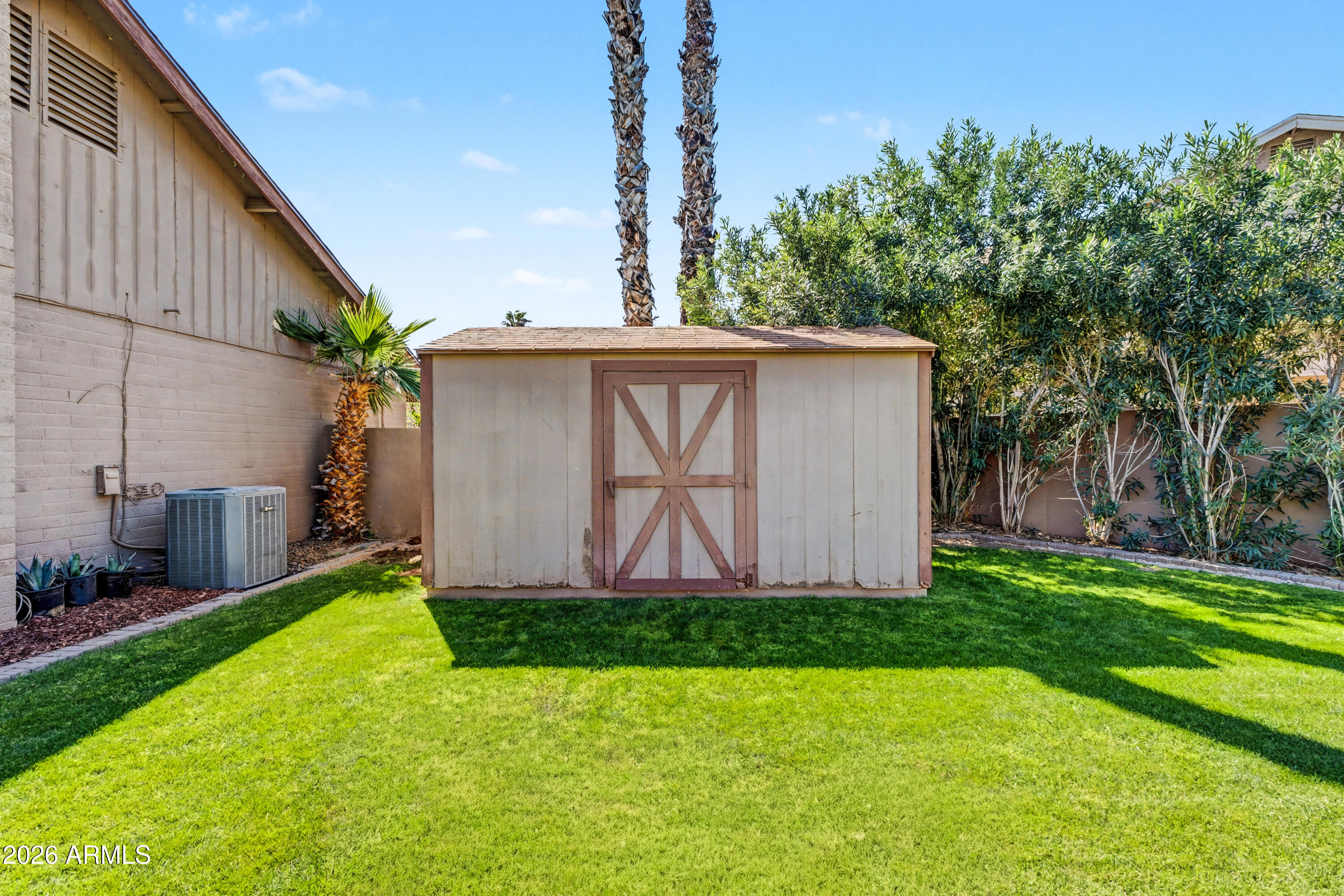 5002 E LE MARCHE Avenue