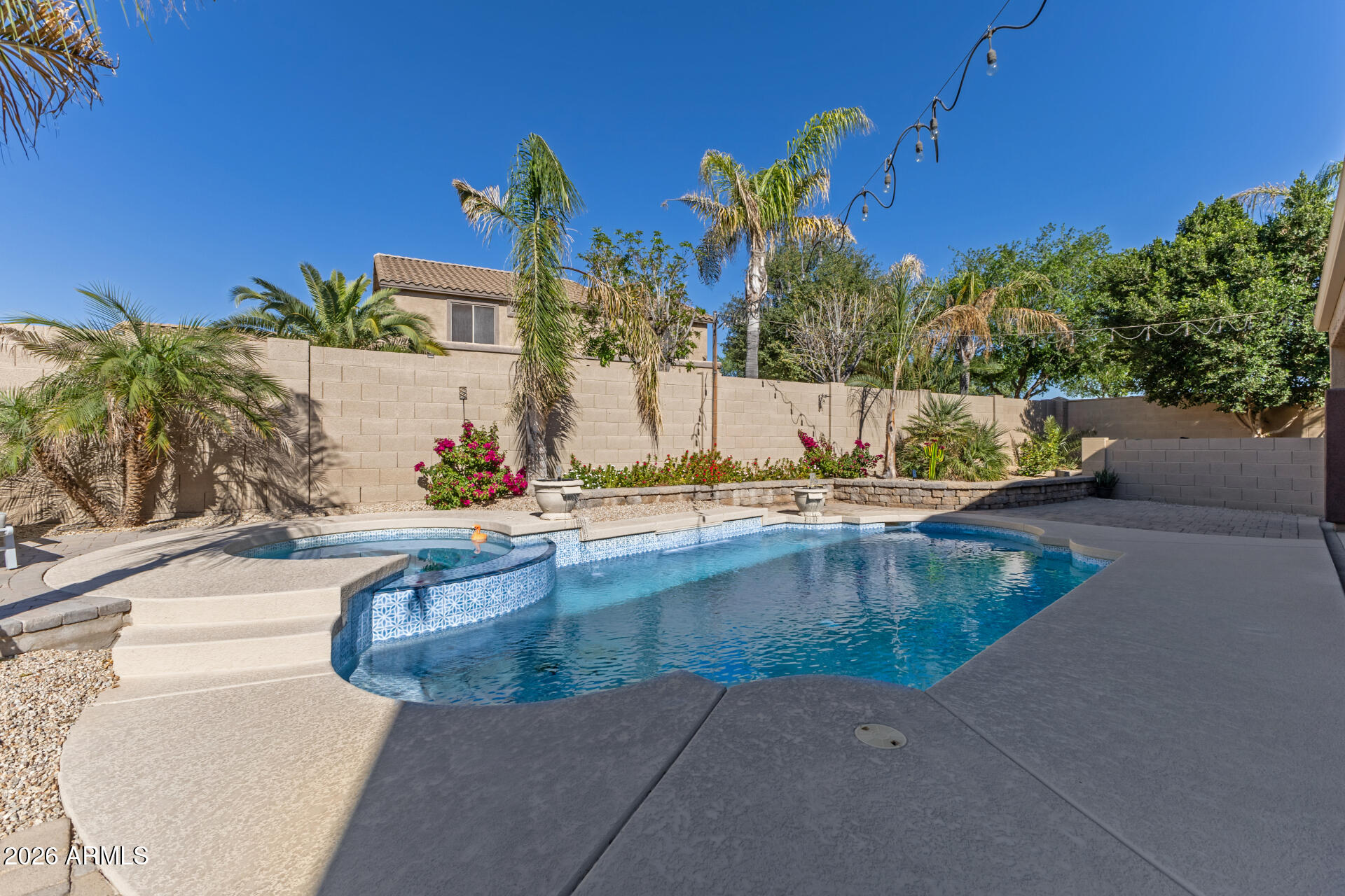 19426 E MOCKINGBIRD Drive