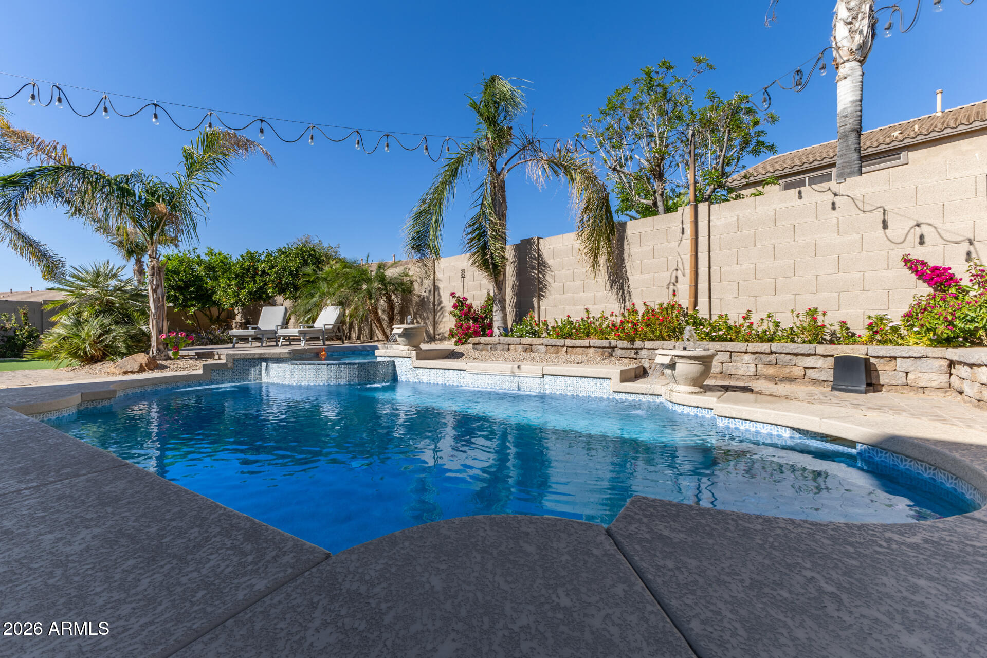 19426 E MOCKINGBIRD Drive