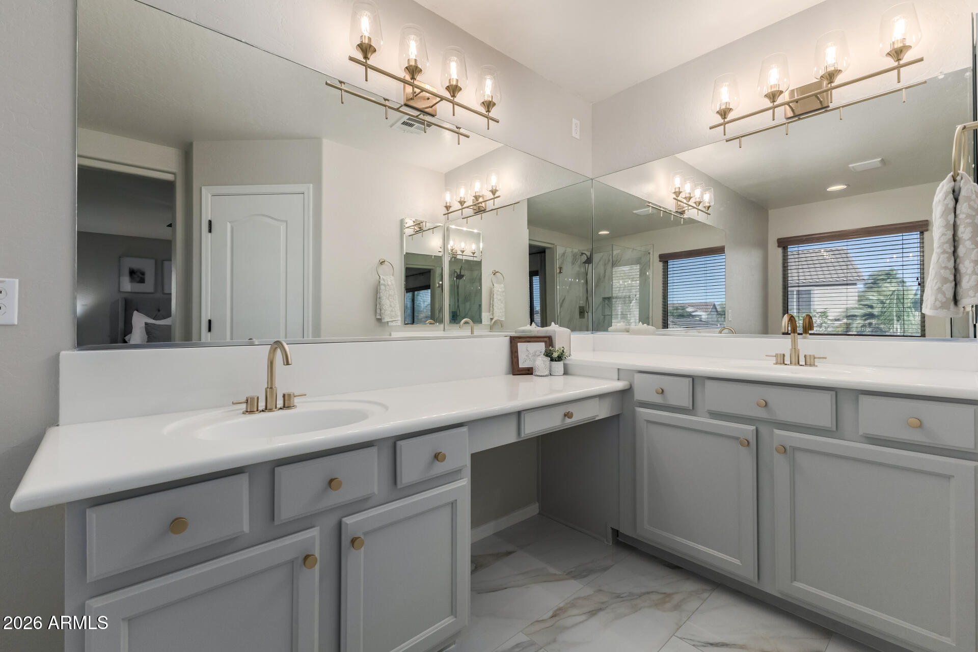 19426 E MOCKINGBIRD Drive