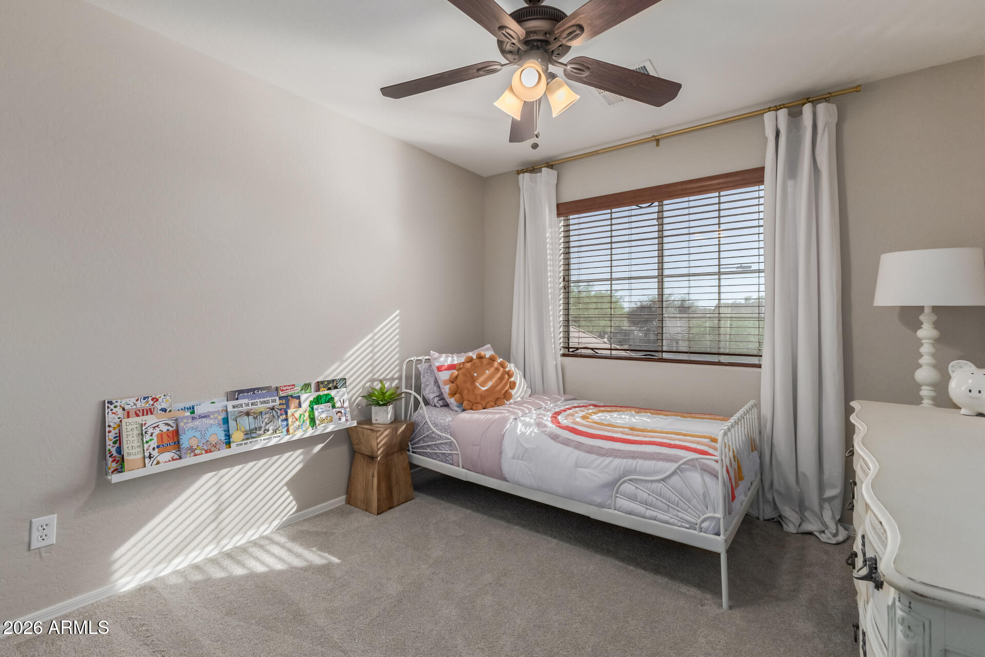 19426 E MOCKINGBIRD Drive