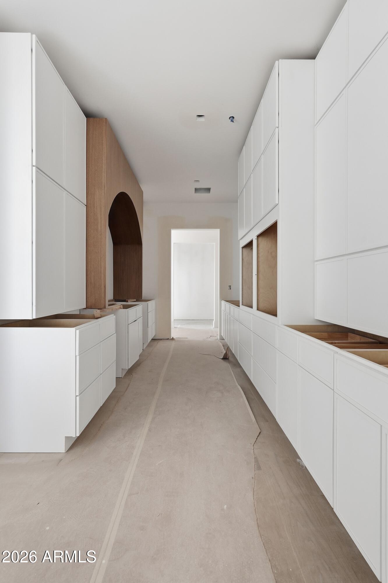 7620 E PARADISE Drive