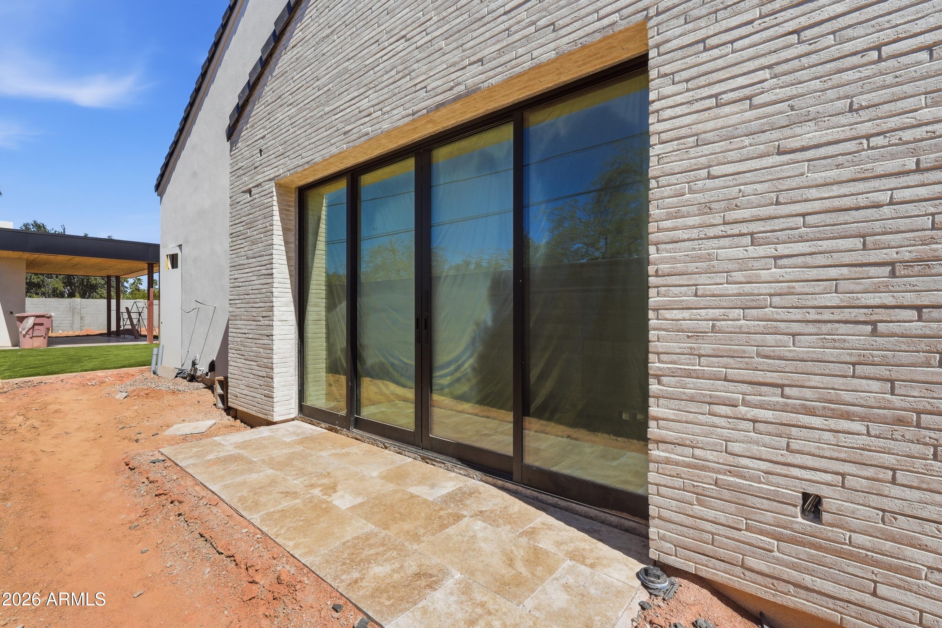 7620 E PARADISE Drive