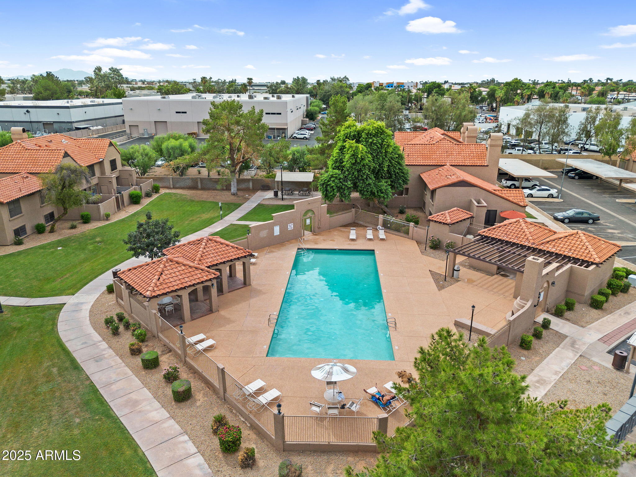 3491 N ARIZONA Avenue 83