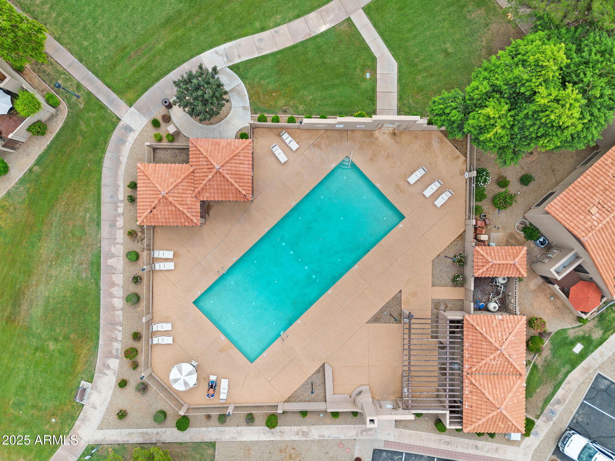 3491 N ARIZONA Avenue 83