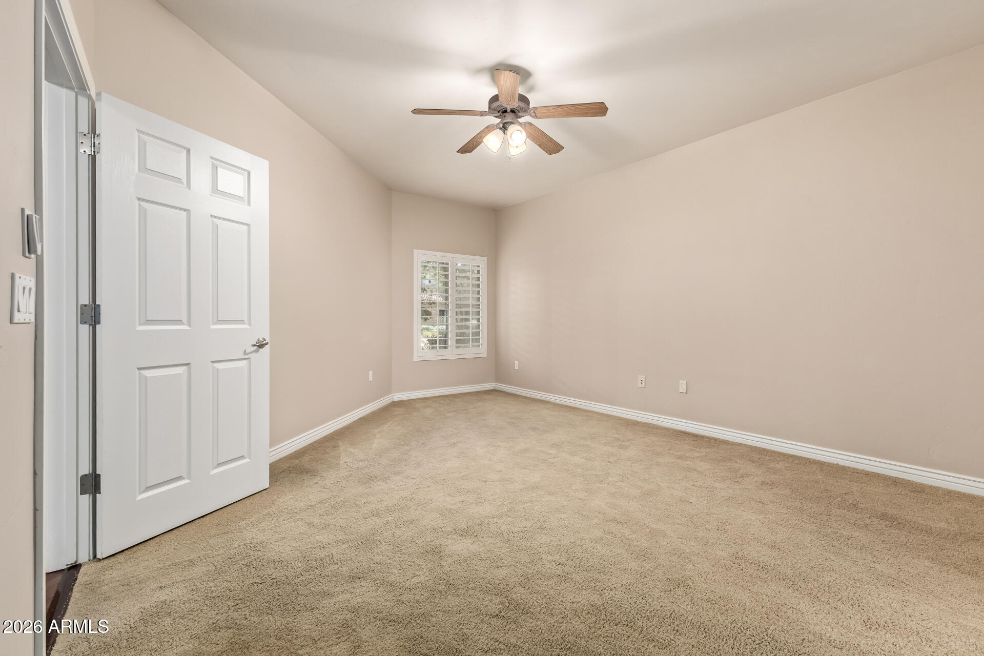 5450 E DEER VALLEY Drive 1214