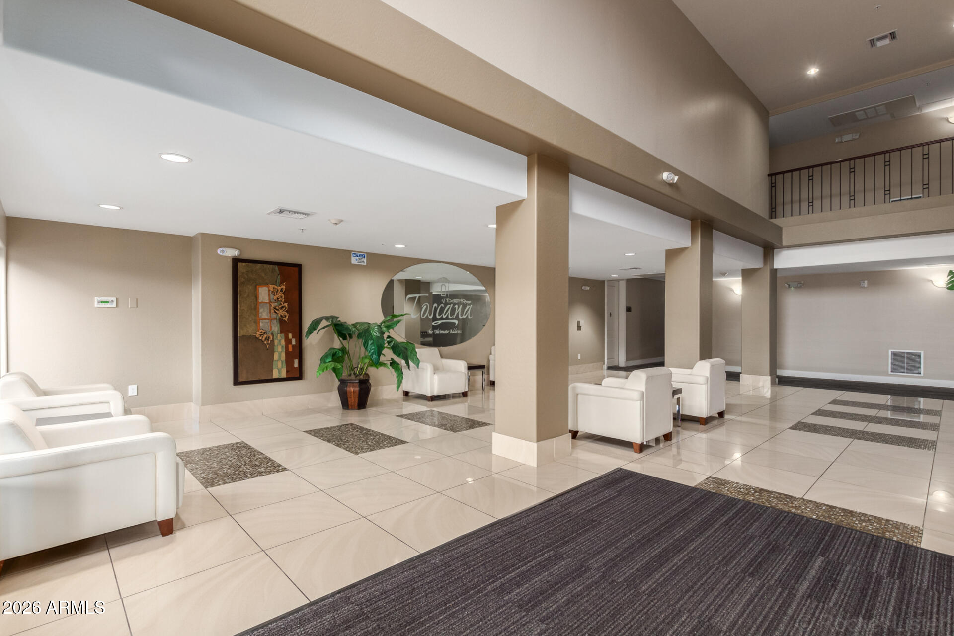 5450 E DEER VALLEY Drive 1214