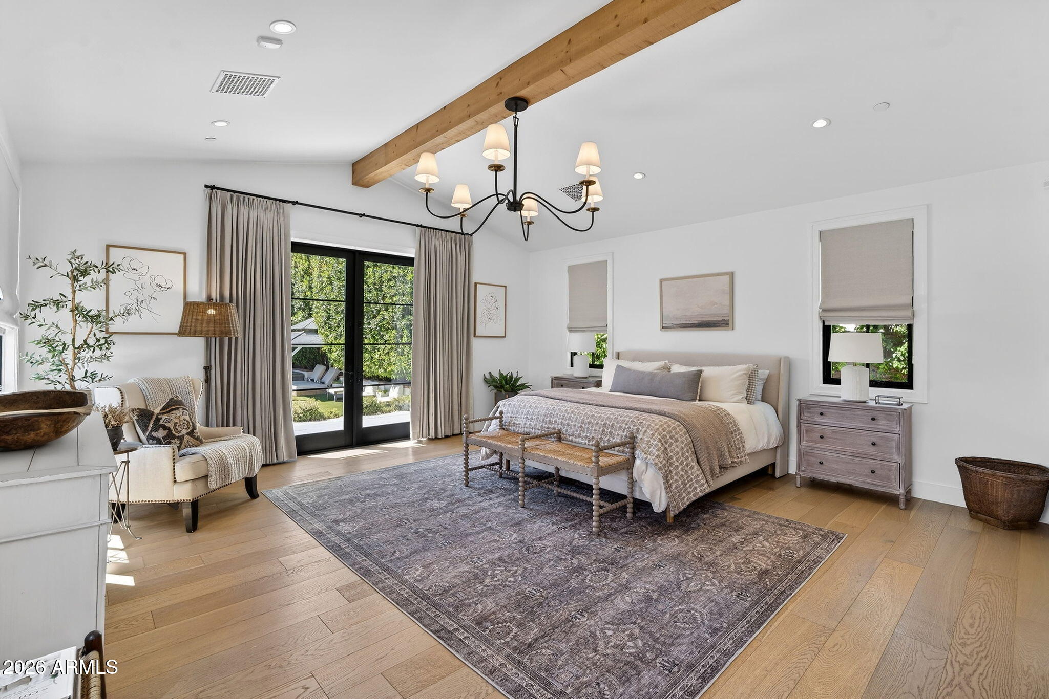 5217 E CALLE REDONDA