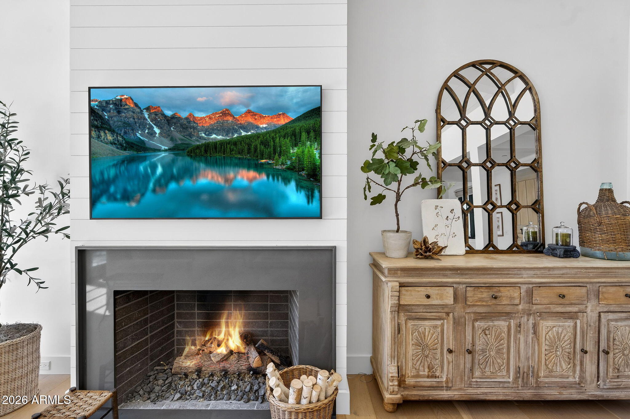 5217 E CALLE REDONDA