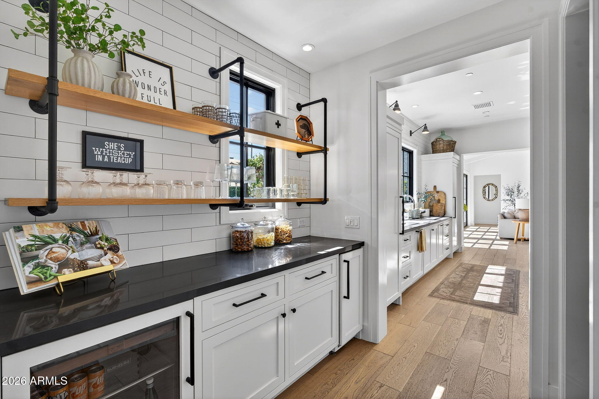 5217 E CALLE REDONDA