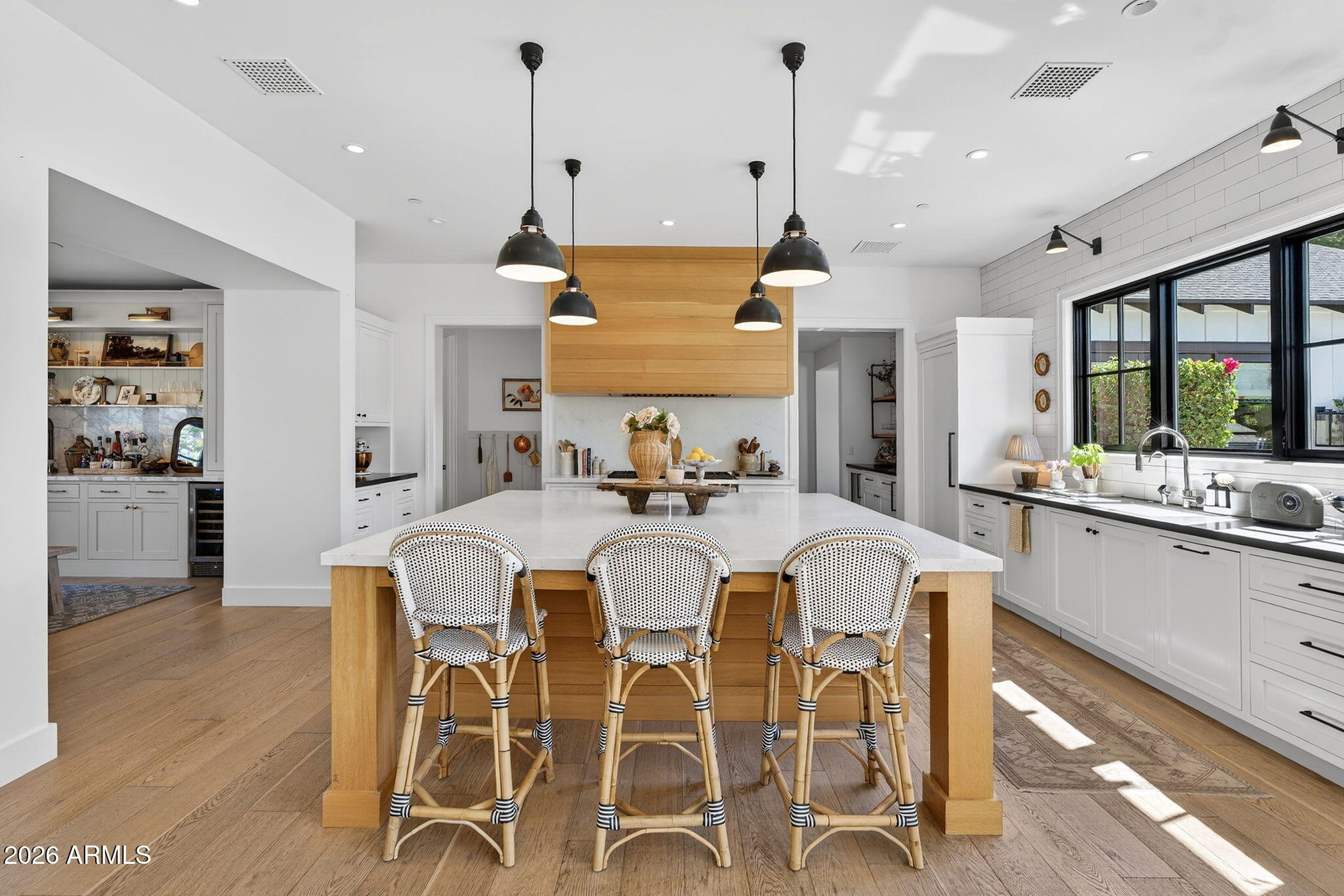 5217 E CALLE REDONDA