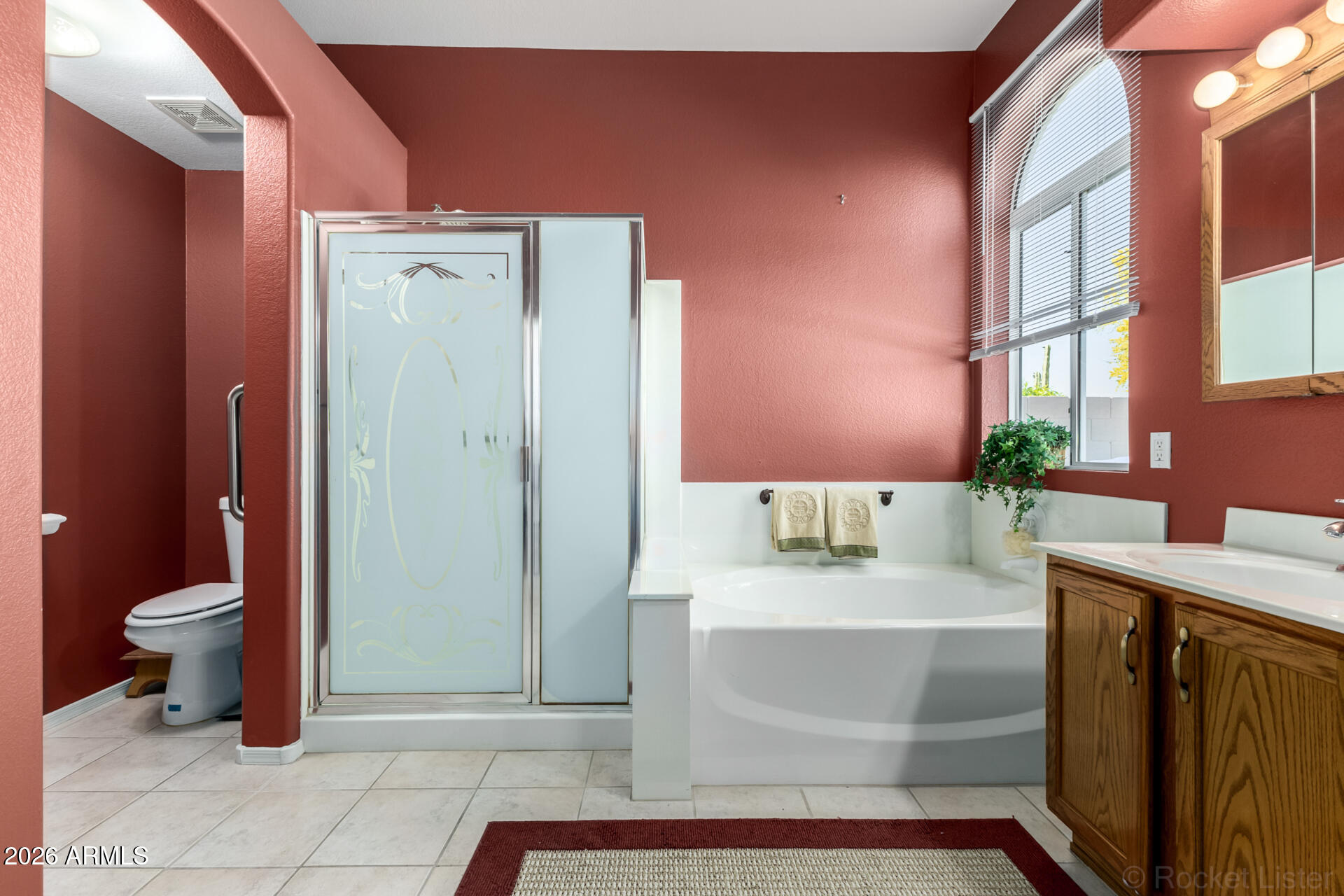 20008 N COYOTE LAKES Parkway