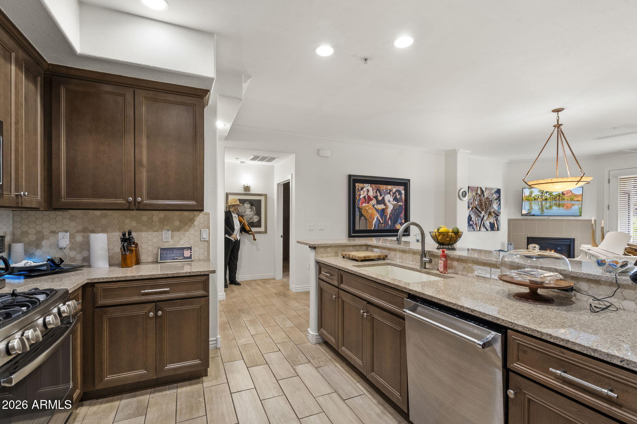 7601 E INDIAN BEND Road 1012