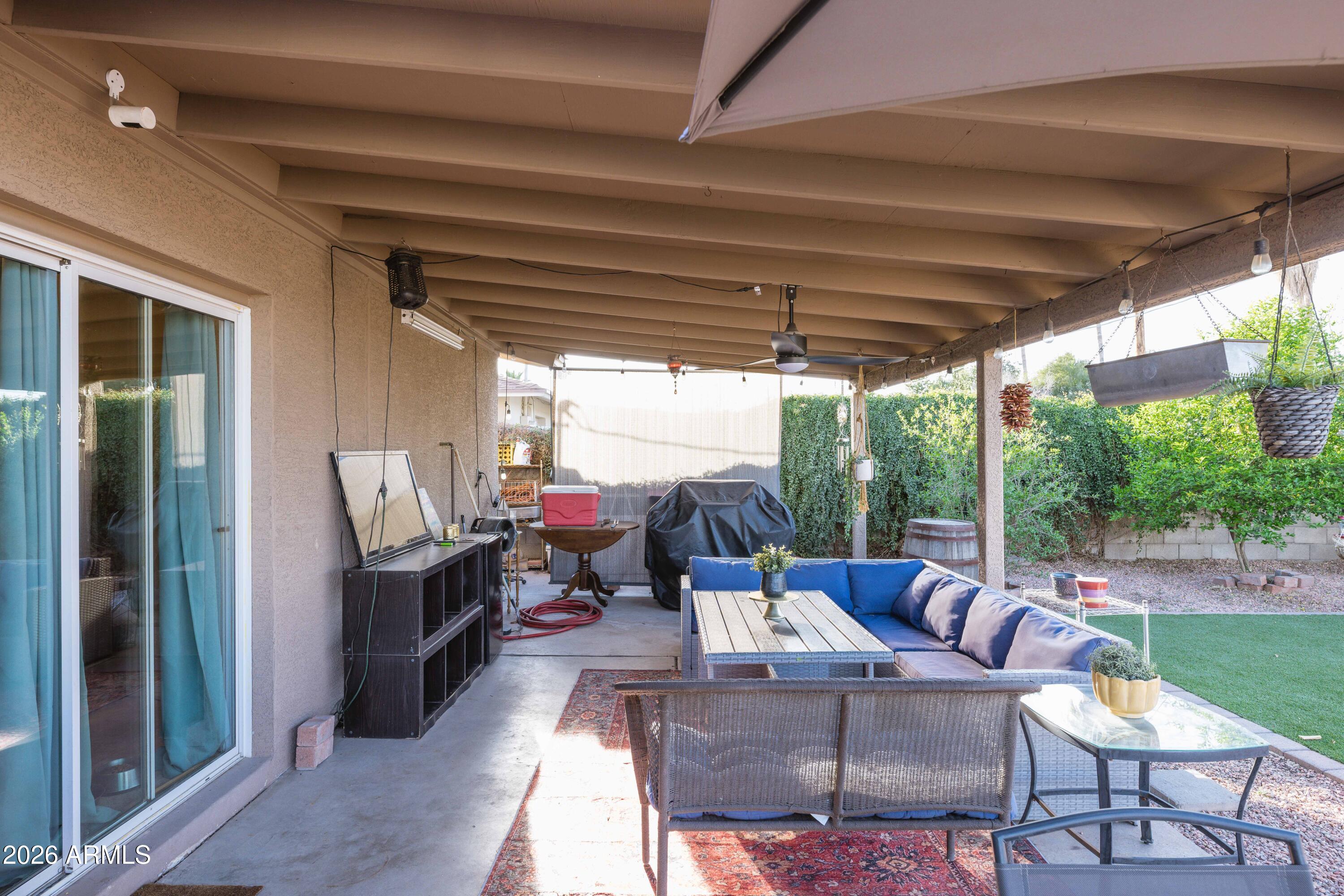 4118 W ORANGEWOOD Avenue