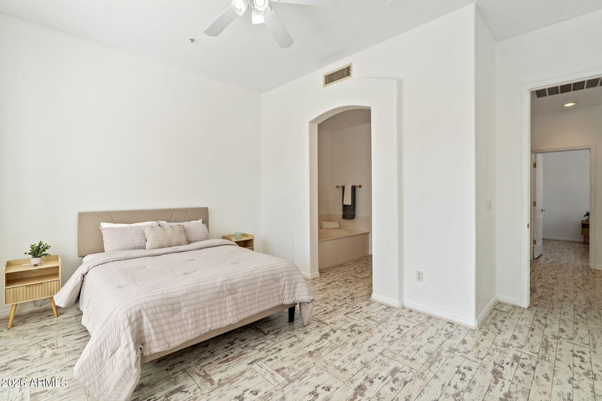 16420 N THOMPSON PEAK Parkway 1059