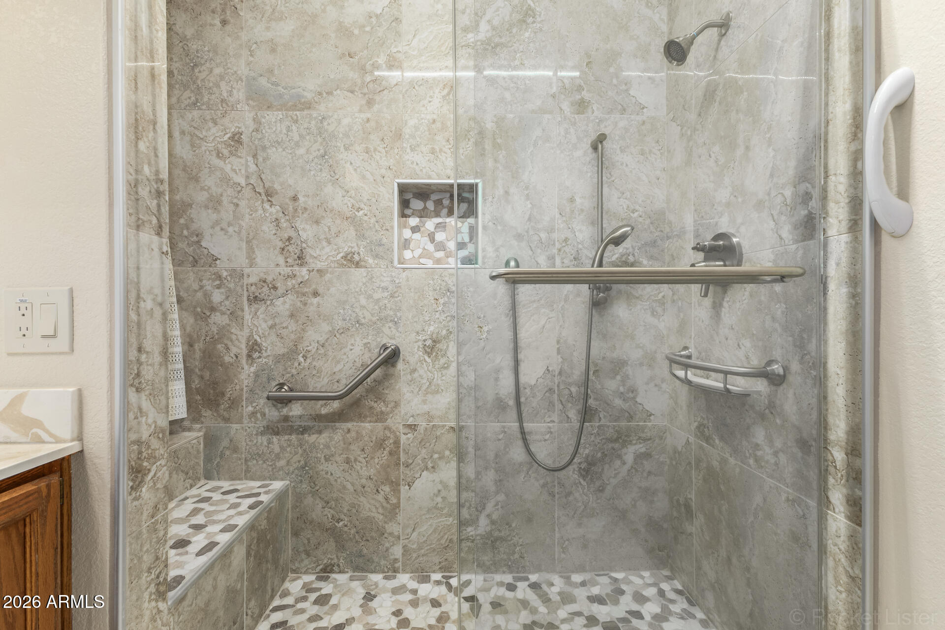 1638 E FAIRVIEW Street