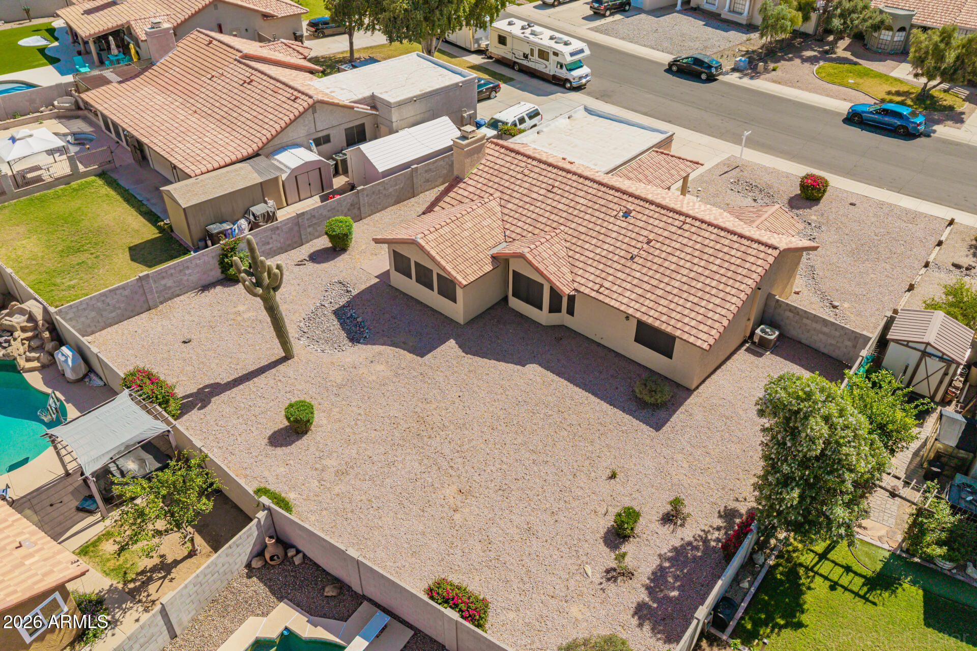 1638 E FAIRVIEW Street