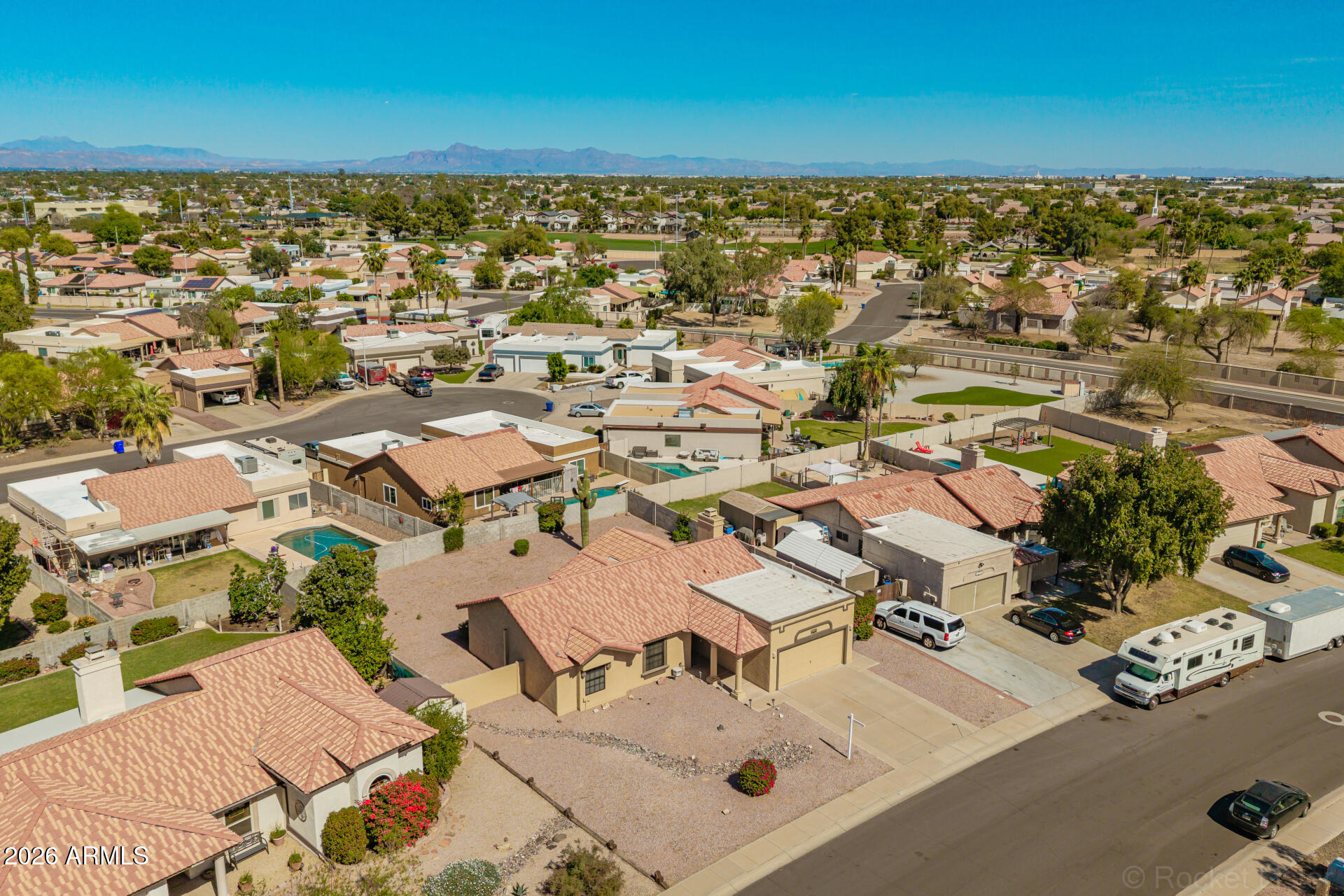 1638 E FAIRVIEW Street