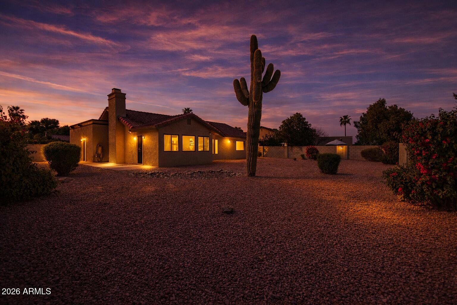 1638 E FAIRVIEW Street